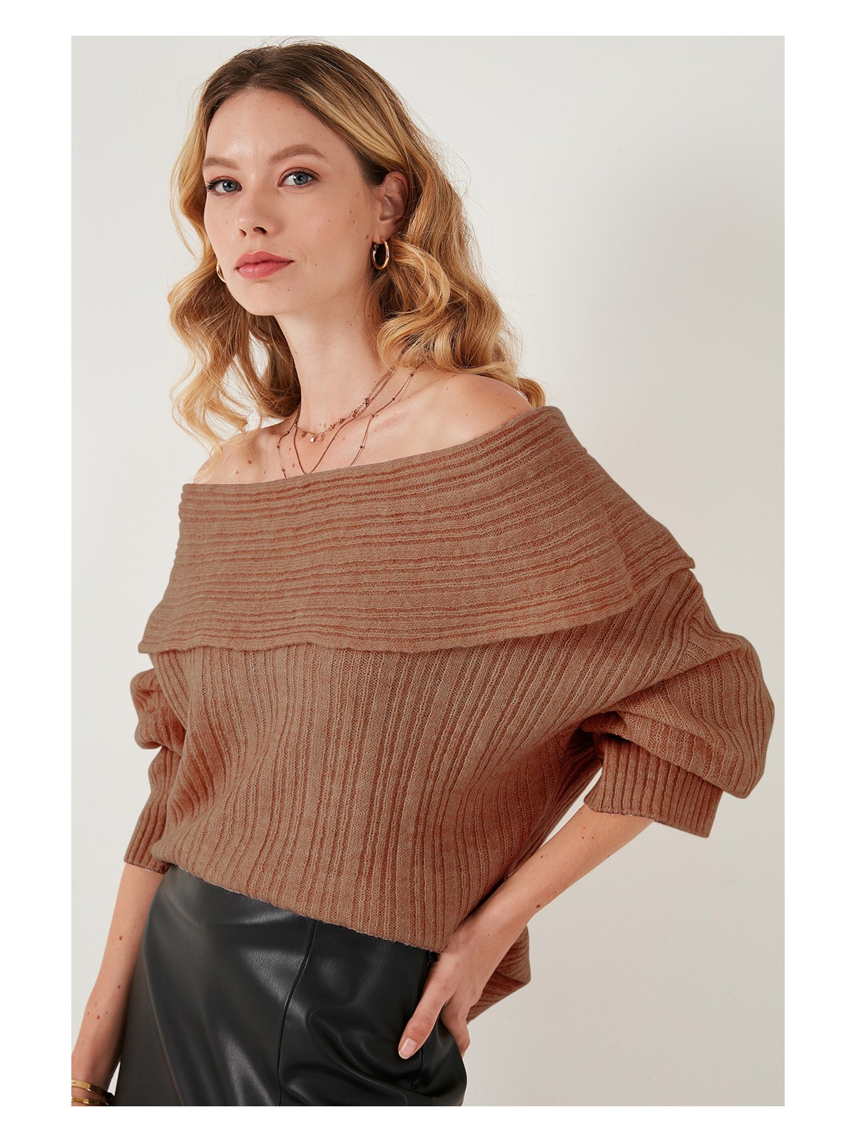 Lela Oversize Fit Madonna Yaka Triko Kazak Bayan KAZAK 4615216 - Görsel 7