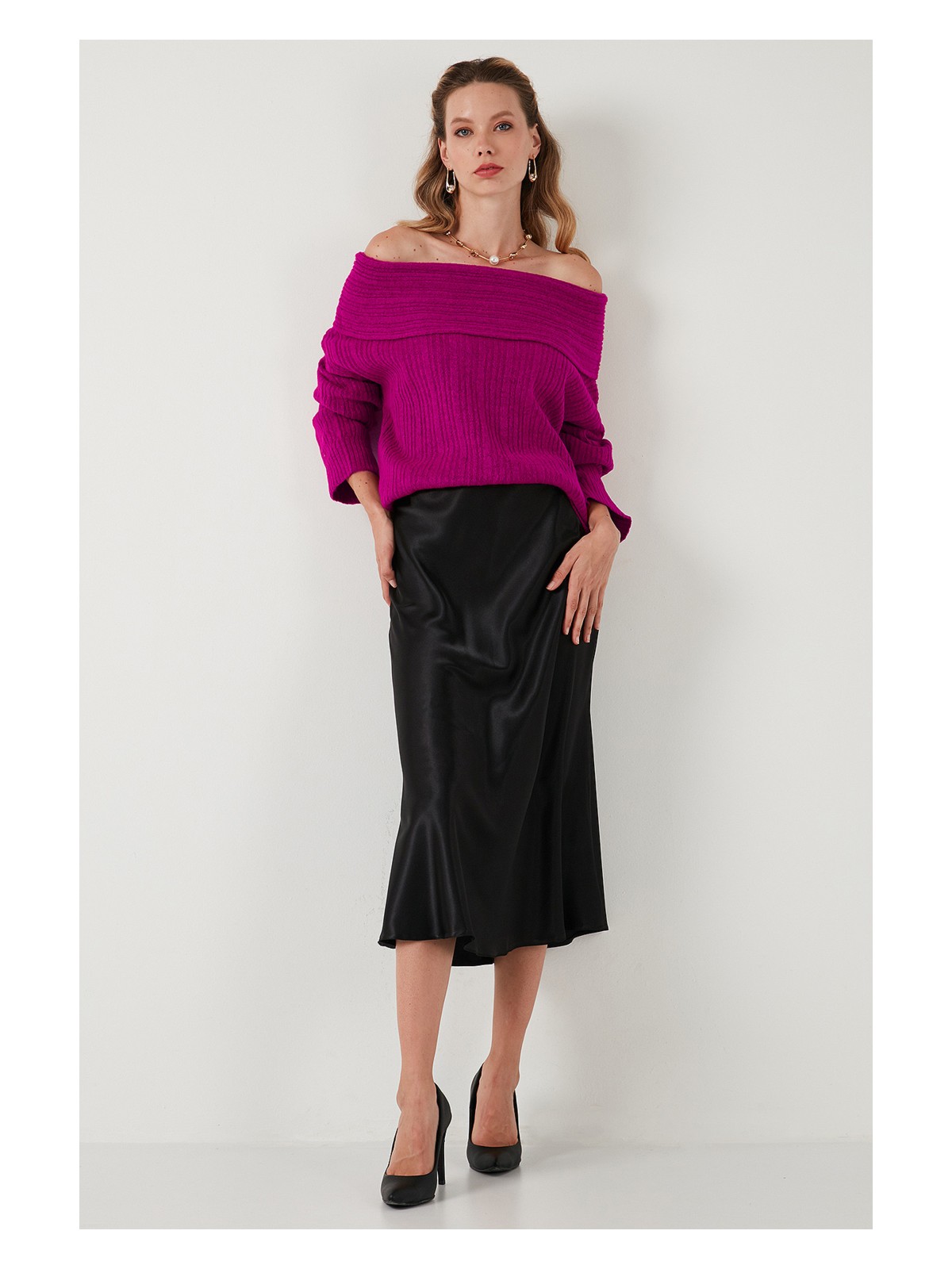 Lela Oversize Fit Madonna Yaka Triko Kazak Bayan KAZAK 4615216 - Görsel 3