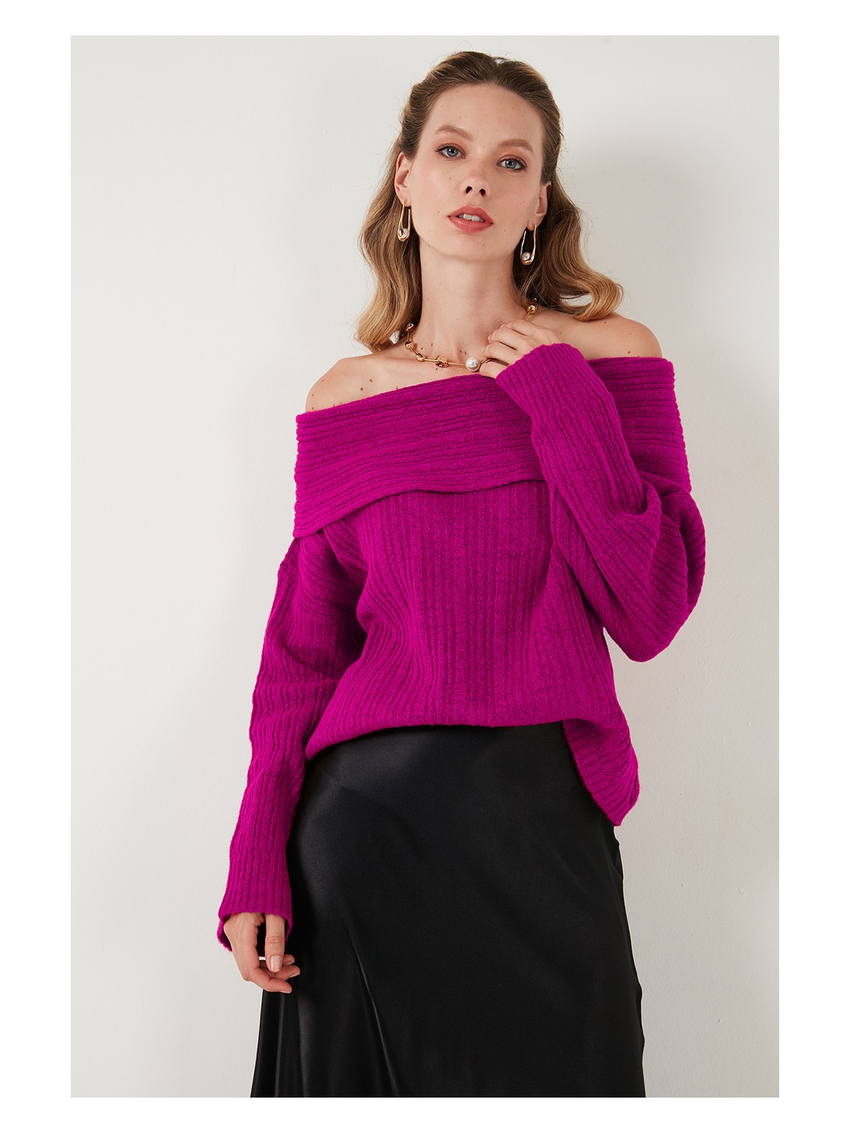Lela Oversize Fit Madonna Yaka Triko Kazak Bayan KAZAK 4615216 - Görsel 5