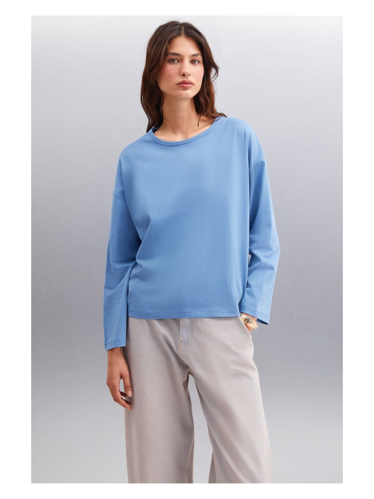 Grimelange Basıl Kadın Sırt Baskı Detaylı Oversize %100 Organik Pamuk Örme Uzun Kol Indigo T-shirt