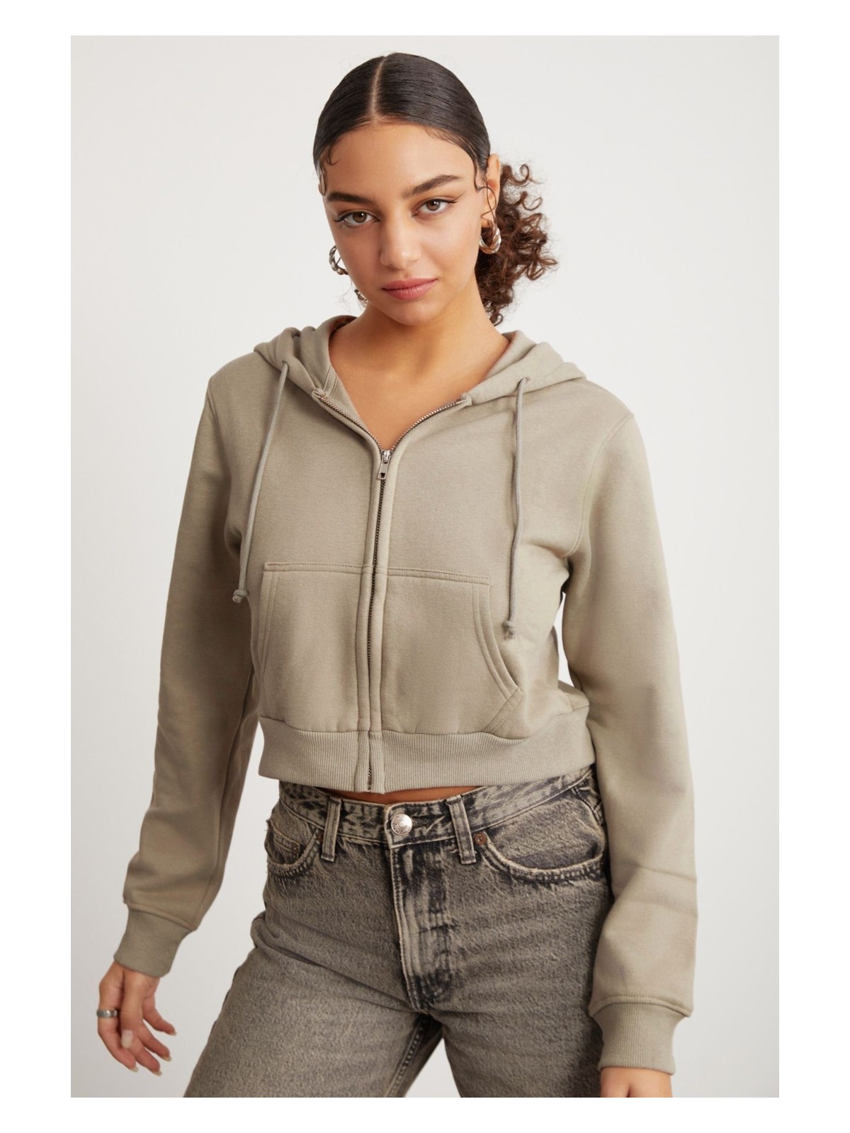 Grimelange Delıa Kadın Crop İçi Polarlı Fermuarlı Organik Pamuklu Kapüsonlu Kordonlu Bej Sweatshirt