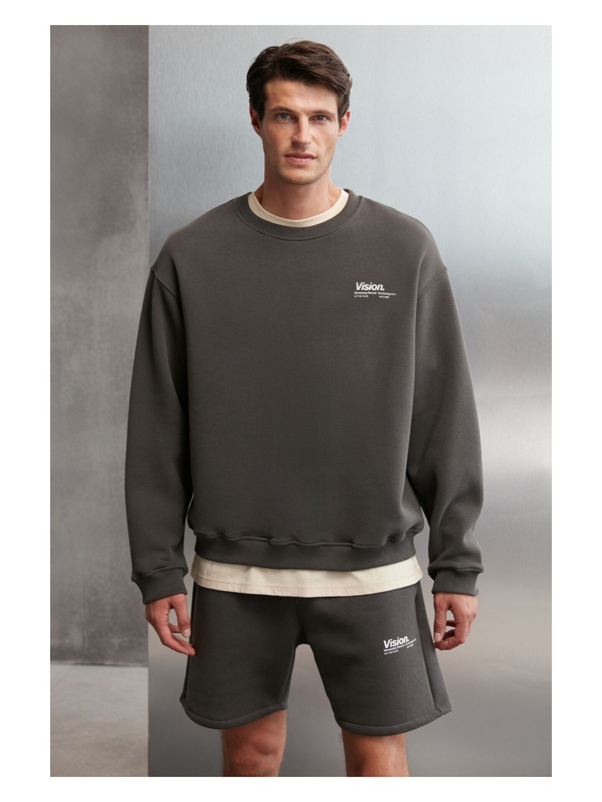 Grimelange Ernest Erkek Yumuşacık Kumaşlı Oversize Fit Yuvarlak Yakalı Baskılı Gri Sweatshirt