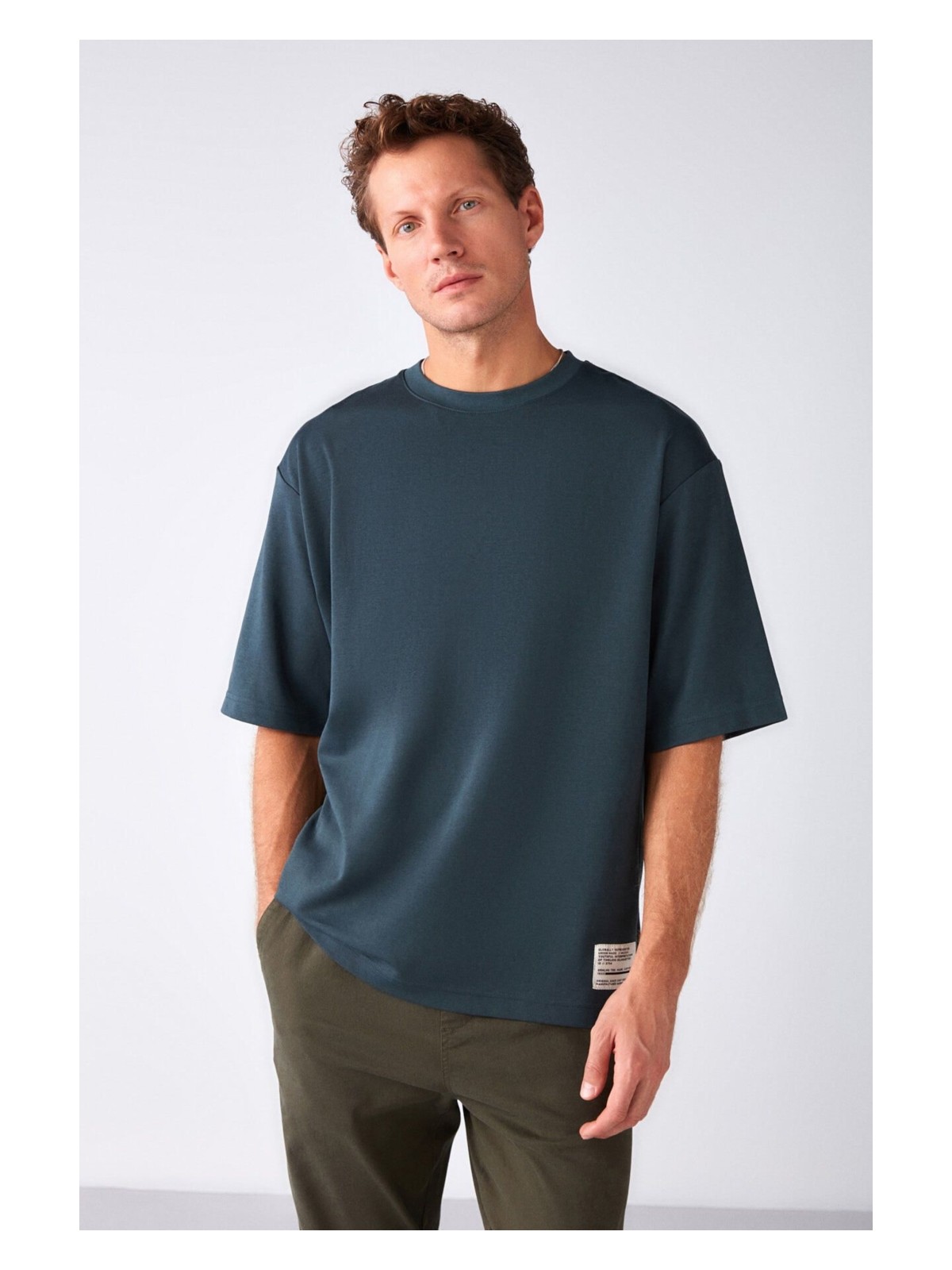 Grimelange Joel Erkek %100 Organik Pamuklu Kalın Kumaşlı Özel Dokulu Etiket Detaylı Oversize Yeşil T-shirt