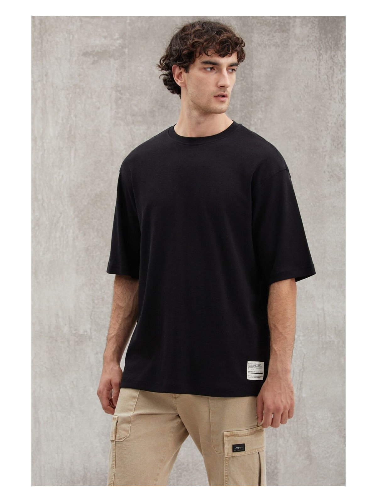 Grimelange Joel Erkek %100 Organik Pamuklu Kalın Kumaşlı Özel Dokulu Etiket Detaylı Oversize Haki T-Shirt - Görsel 4