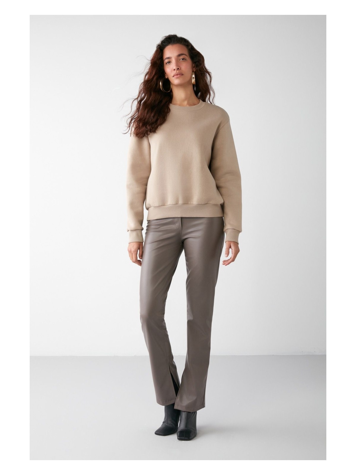 Grimelange Vaneltına Kadın Içi Polarlı 3 Iplik Organik Pamuk Oversize Basic Bisiklet Yaka Vizon Sweatshirt - Görsel 4