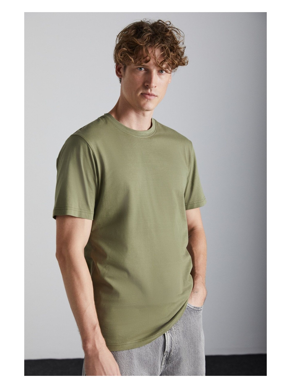 Grimelange Solo Erkek %100 Organik Pamuklu Kalın Dokulu Comfort Fit Bisiklet Yakalı Haki T-shirt