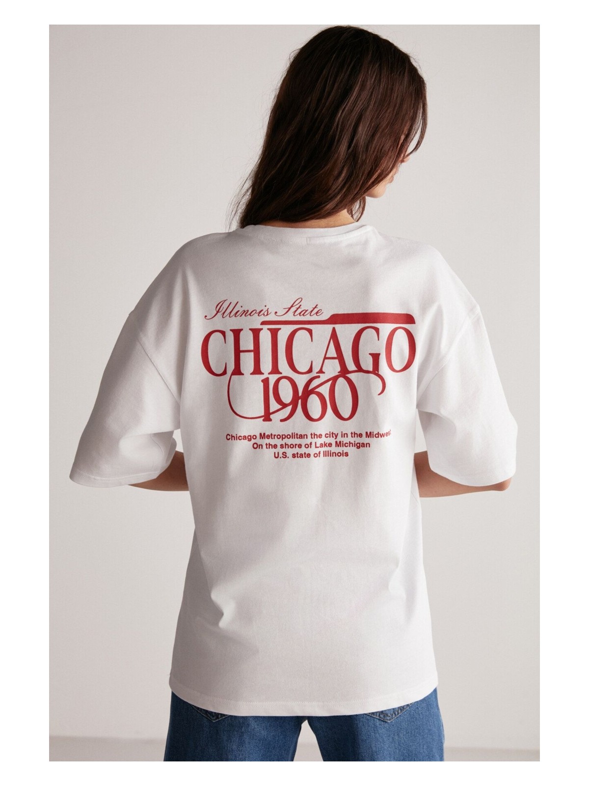 Grimelange Janna Kadın Şehir Temalı Ön Ve Arka Baskı Detaylı Oversize Fit Bisiklet Yaka Beyaz / Kırmızı T-shirt