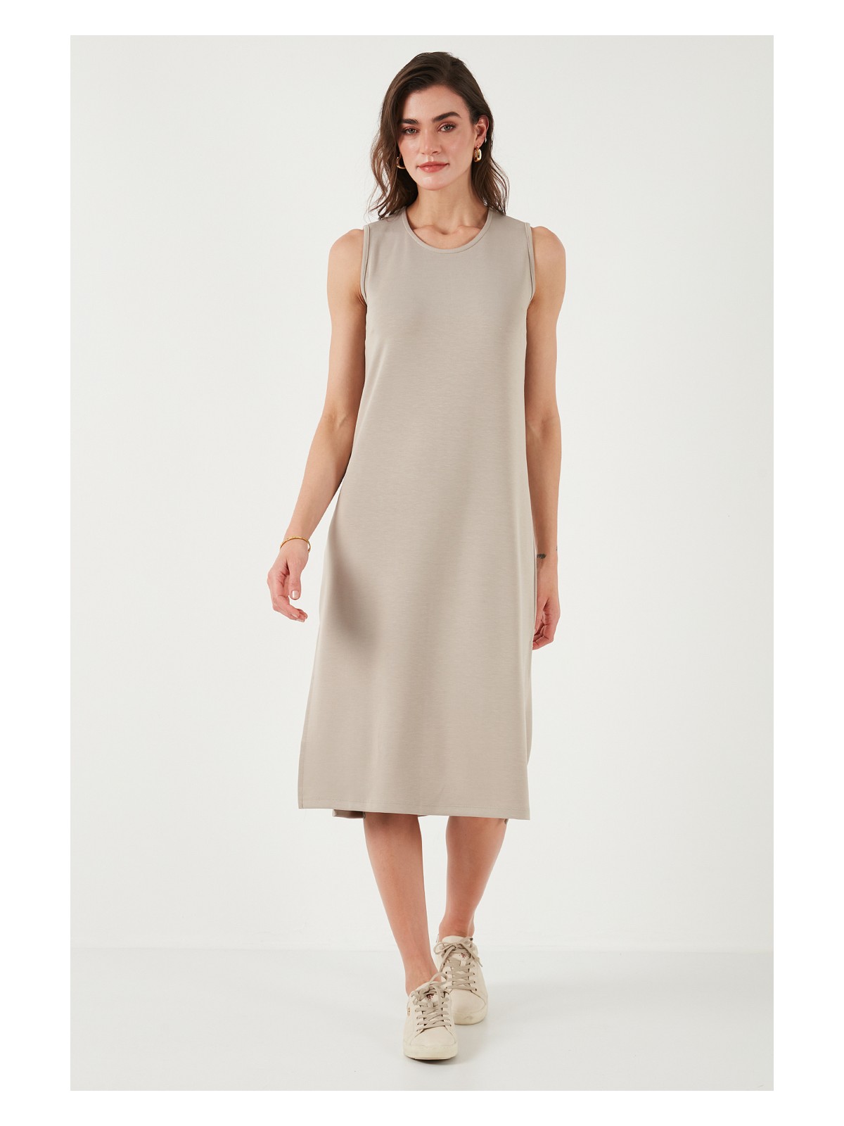 Lela Regular Fit Bisiklet Yaka Yırtmaç Detaylı Basic Midi Elbise Bayan Elbise 5866160 - Görsel 2