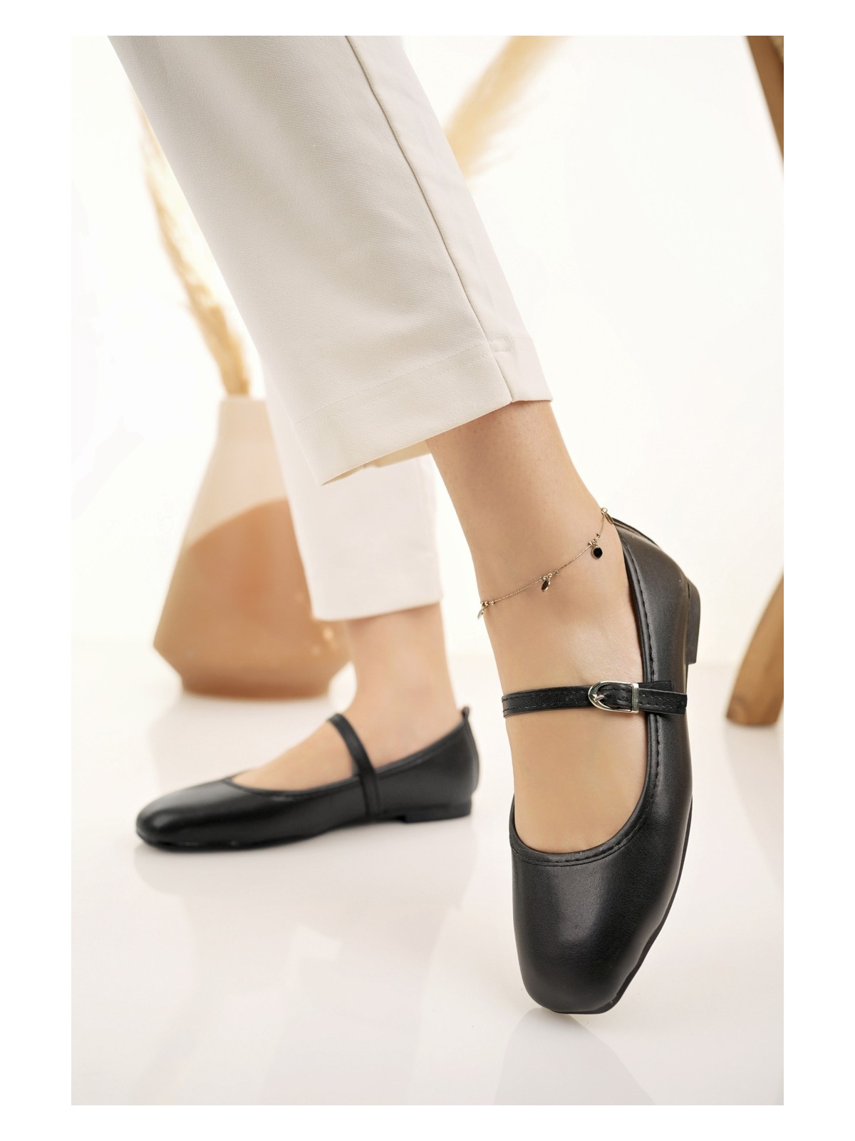 Moda Fırsat Kadın Babet Siyah Bantlı Kemerli Hafif Rahat Şık Iş Ofis Günlük Ayakkabı