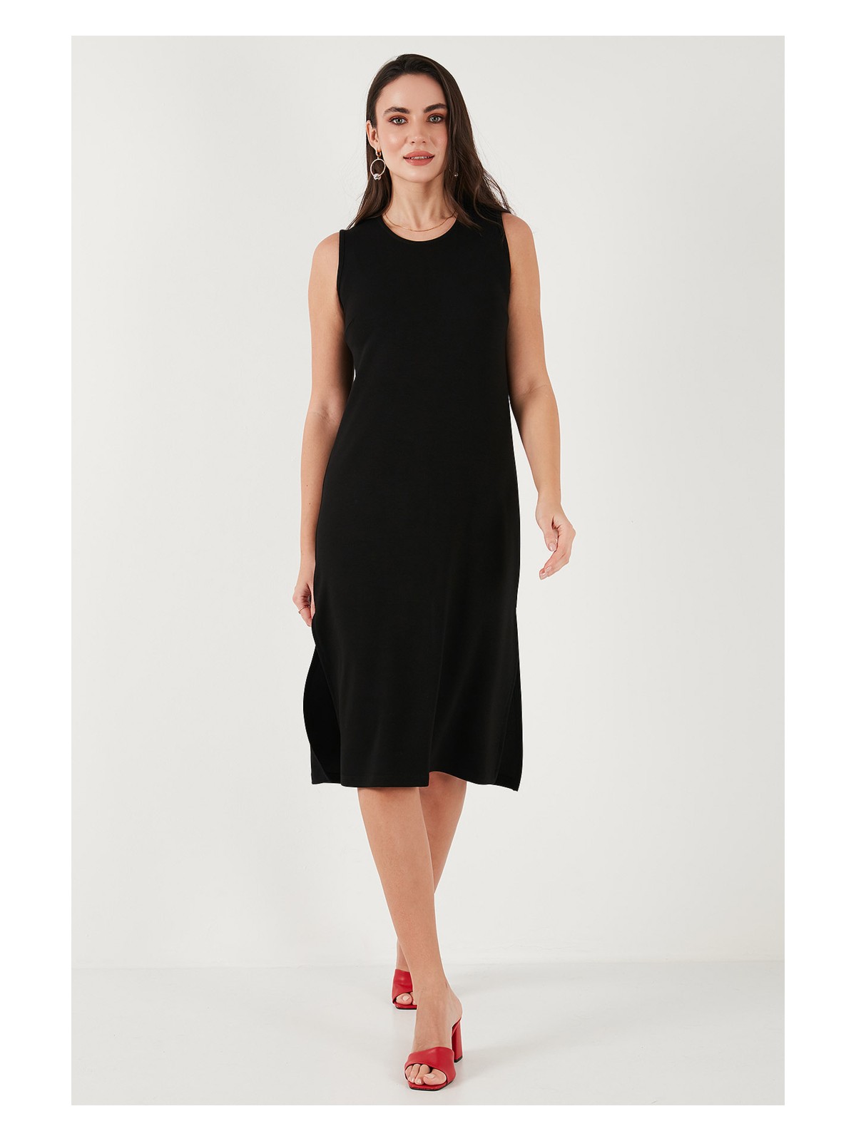Lela Regular Fit Bisiklet Yaka Yırtmaç Detaylı Basic Midi Elbise Bayan Elbise 5866160 - Görsel 2
