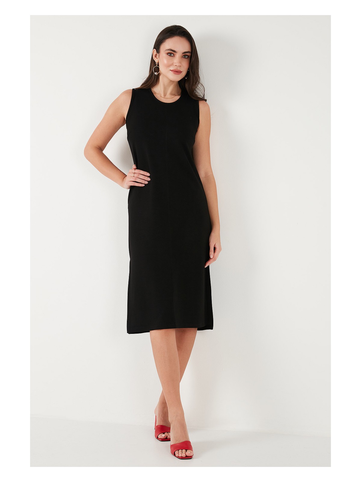 Lela Regular Fit Bisiklet Yaka Yırtmaç Detaylı Basic Midi Elbise Bayan Elbise 5866160 - Görsel 5