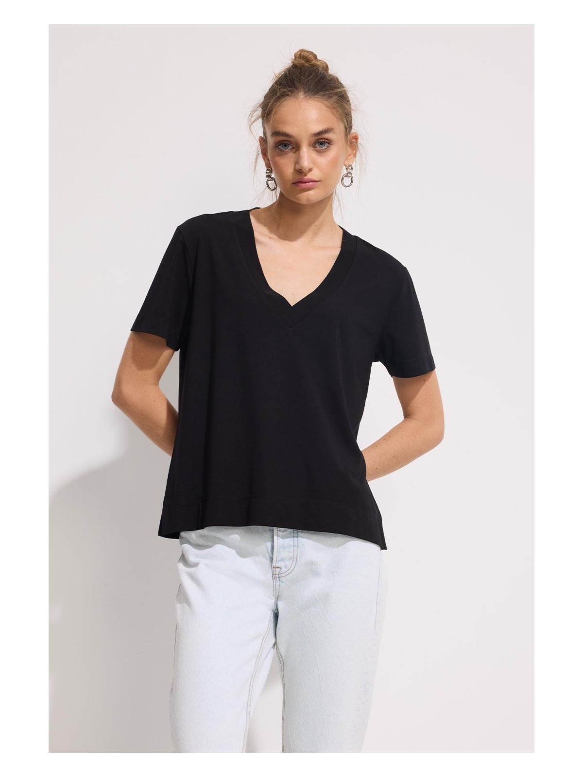 Babokah V Yaka Premium Dökümlü T-Shirt - Görsel 3