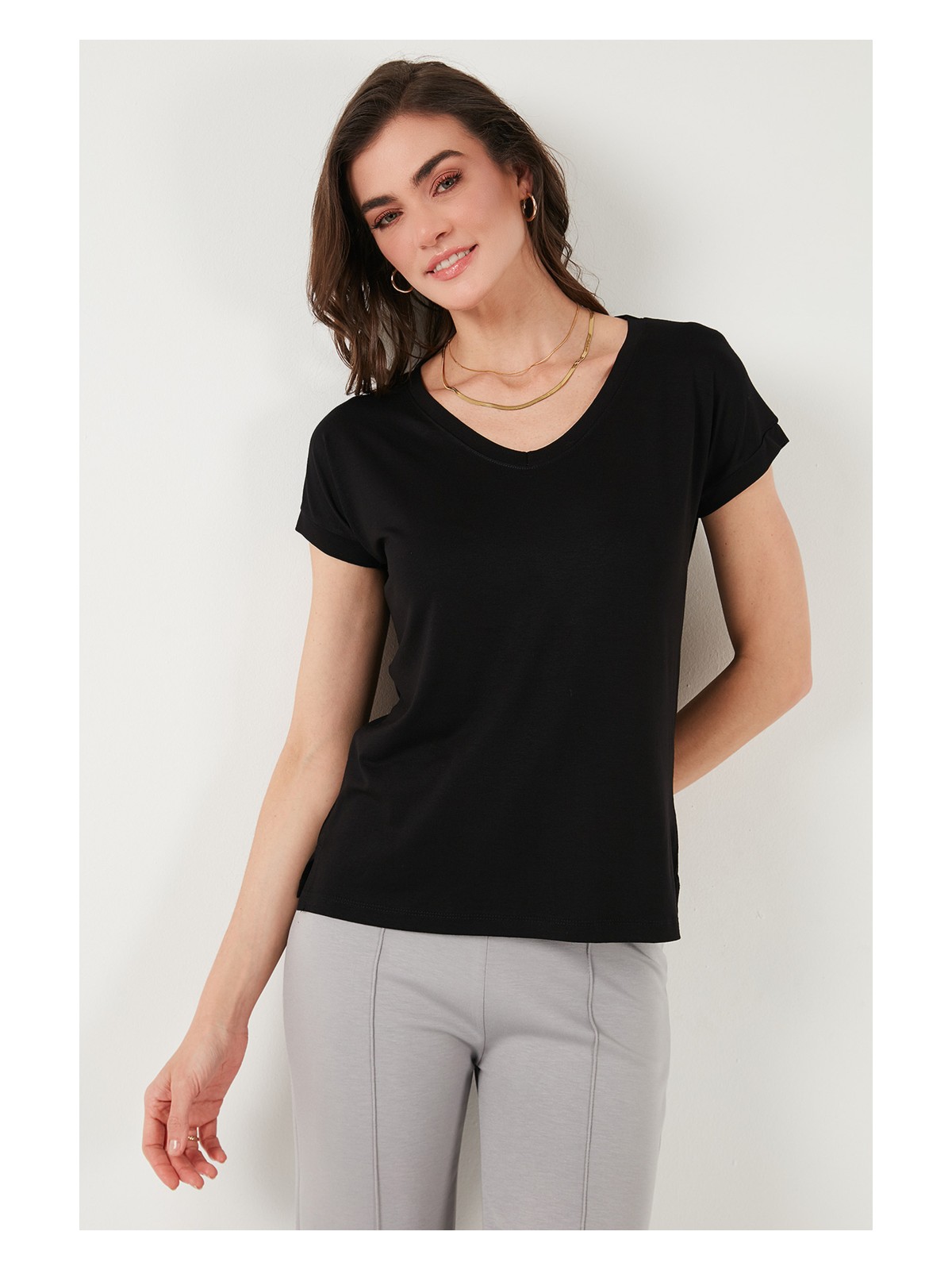 Lela V Yaka Rahat Kesim Yırtmaçlı Bluz Bayan BLUZ 5862000 - Görsel 4