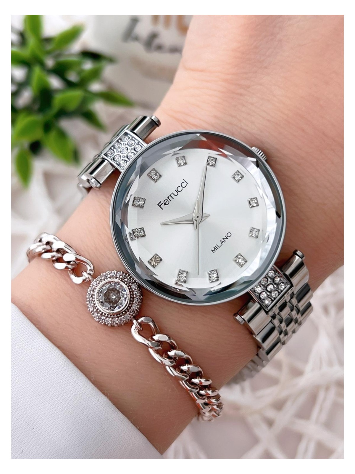 Ferrucci Kesme Kristal Camlı Çelik Kordon 2 Yıl Garantili 3 Atm Kadın Kol Saati+Bileklik B01119.03 - Görsel 5