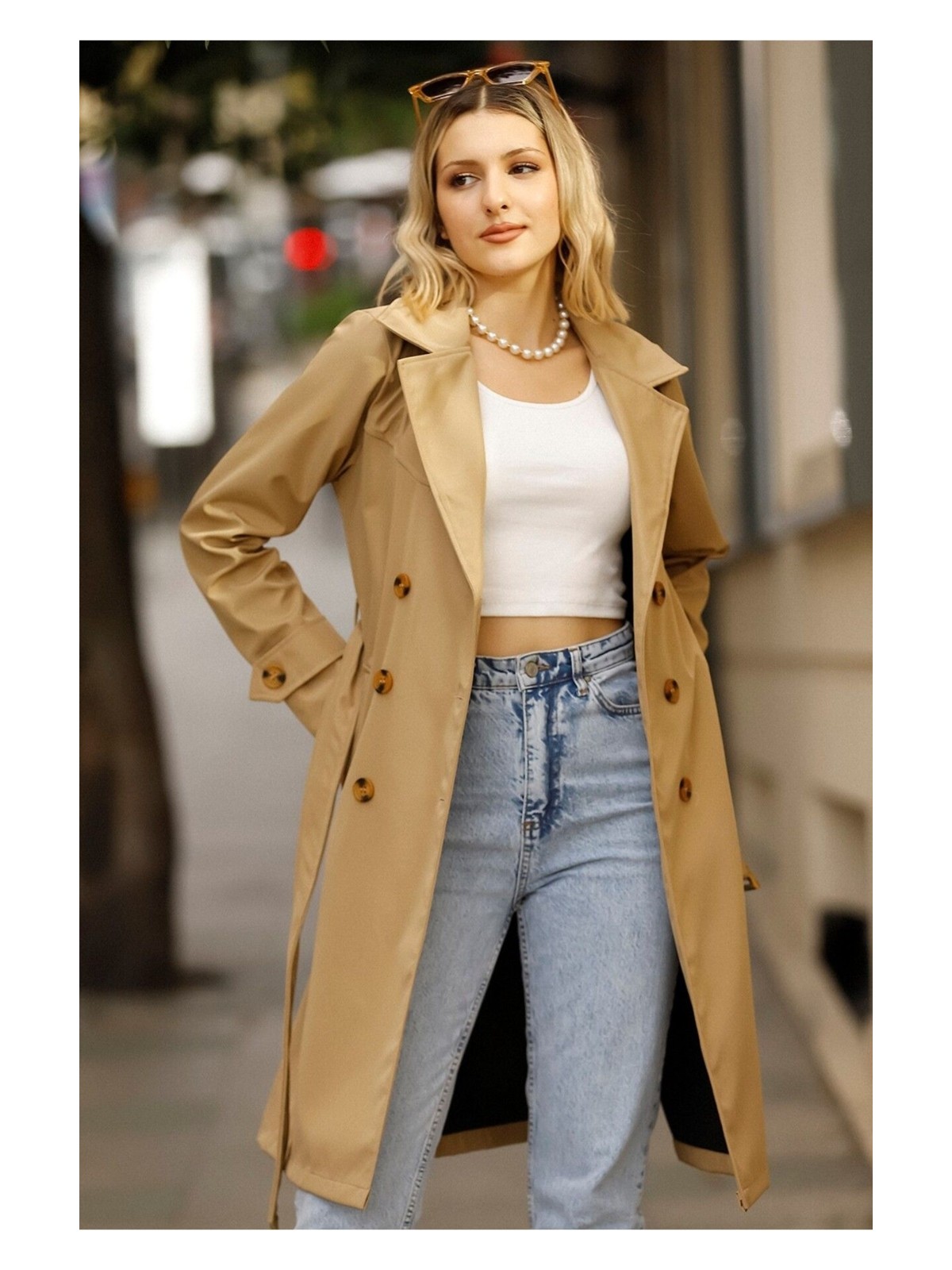 Vegenze Kadın Kamel Düğmeli Su Itici Kuşaklı Kol Kemerli Trençkot