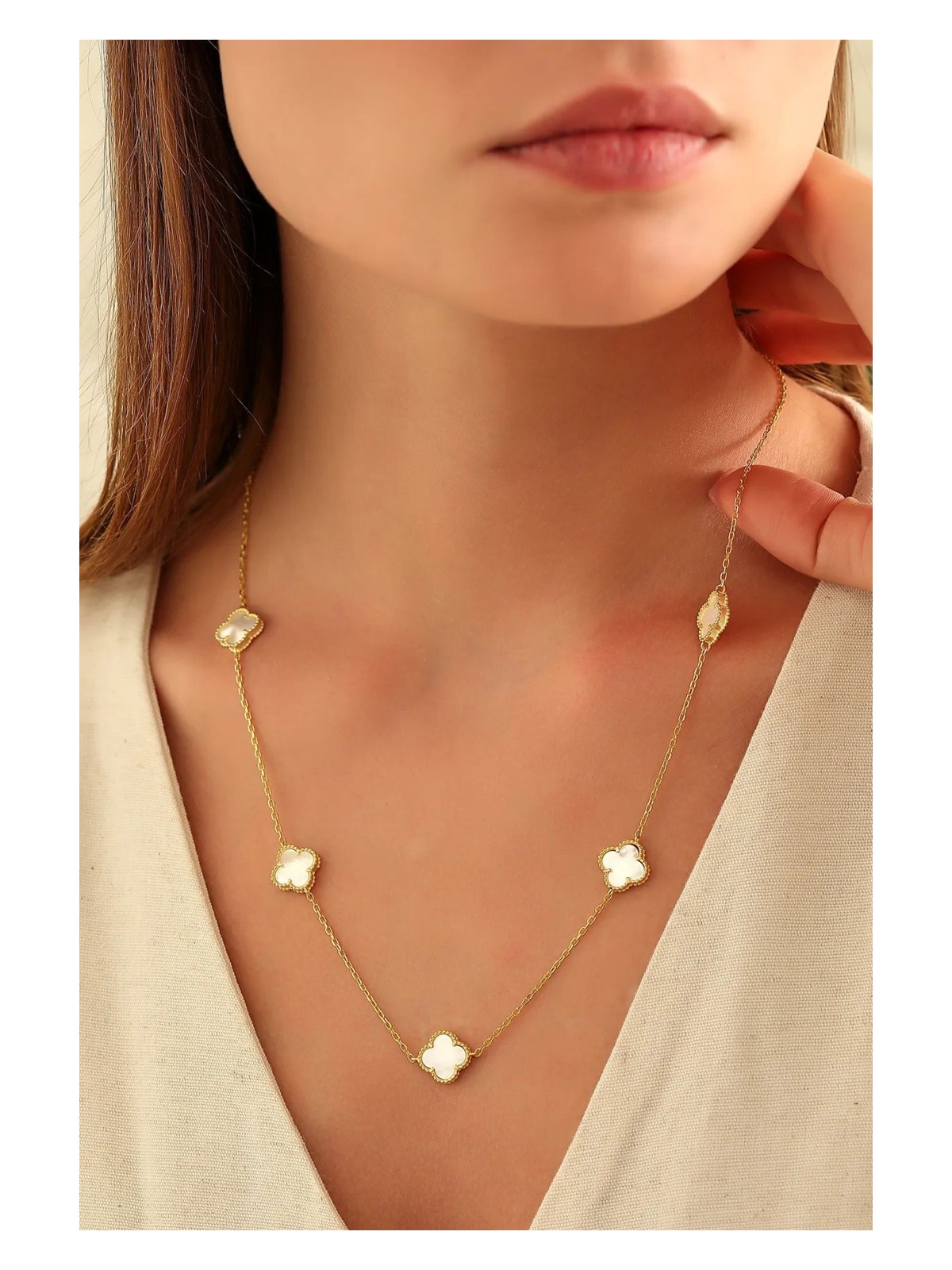 Aurrari Siyah Taş Altın Kaplama Çelik Kolye - Görsel 4