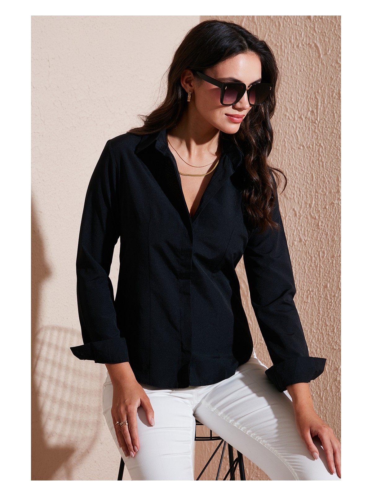 Lela Pamuklu Slim Fit Klasik Yaka Gömlek Bayan Gömlek 6777423 - Görsel 5