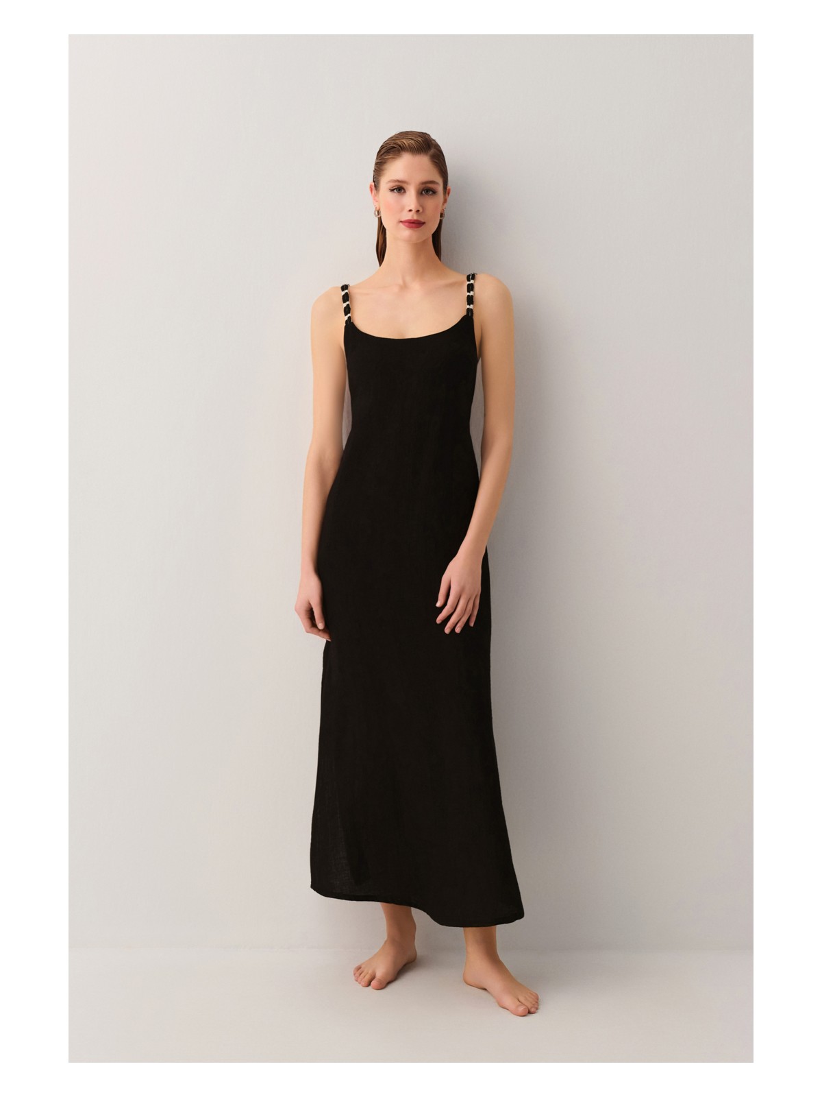 Suwen Krysten Kadın Plaj Elbisesi Siyah Renk %100 Pamuk Rahat Kullanım İçin