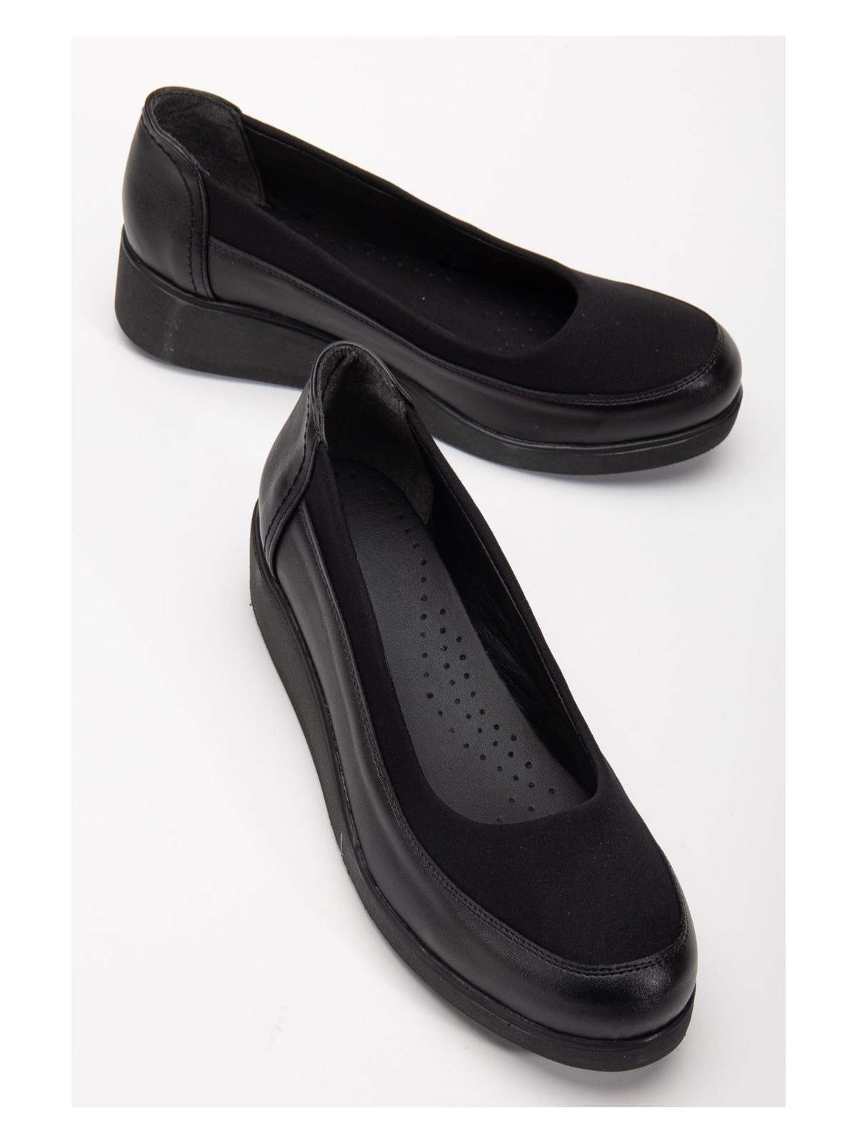 Dilimler Ayakkabı Kadın Günlük Ayakkabı Siyah Streç Ortopedik