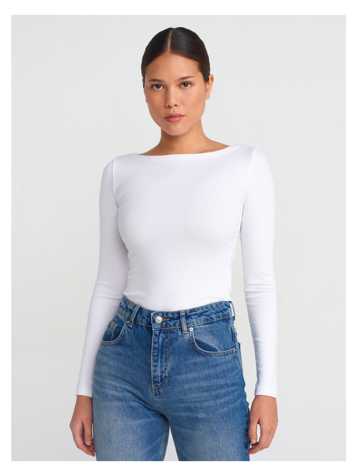 Dilvin 31332 Kayık Yaka Uzun Kollu Top-Siyah - Görsel 6