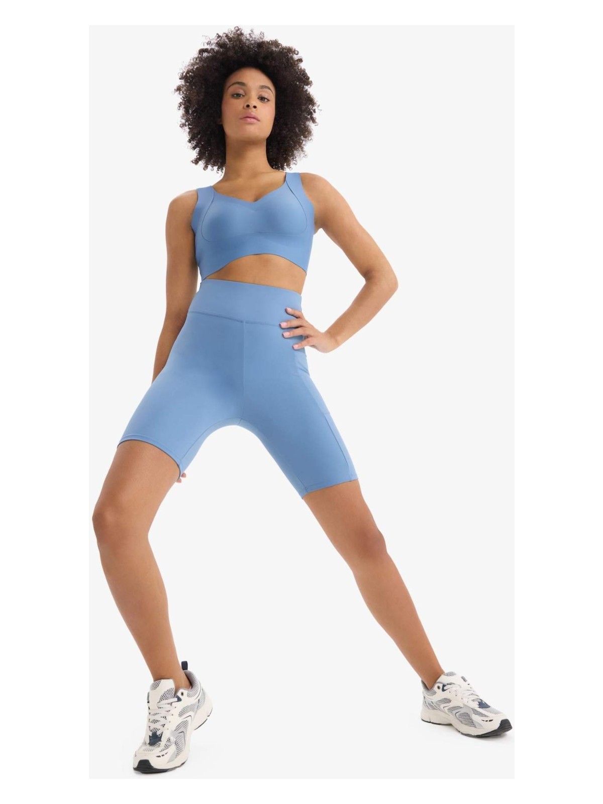 DeFacto Toparlayıcı Yüksek Bel Biker Sporcu Tayt E6323AX25SM - Görsel 3