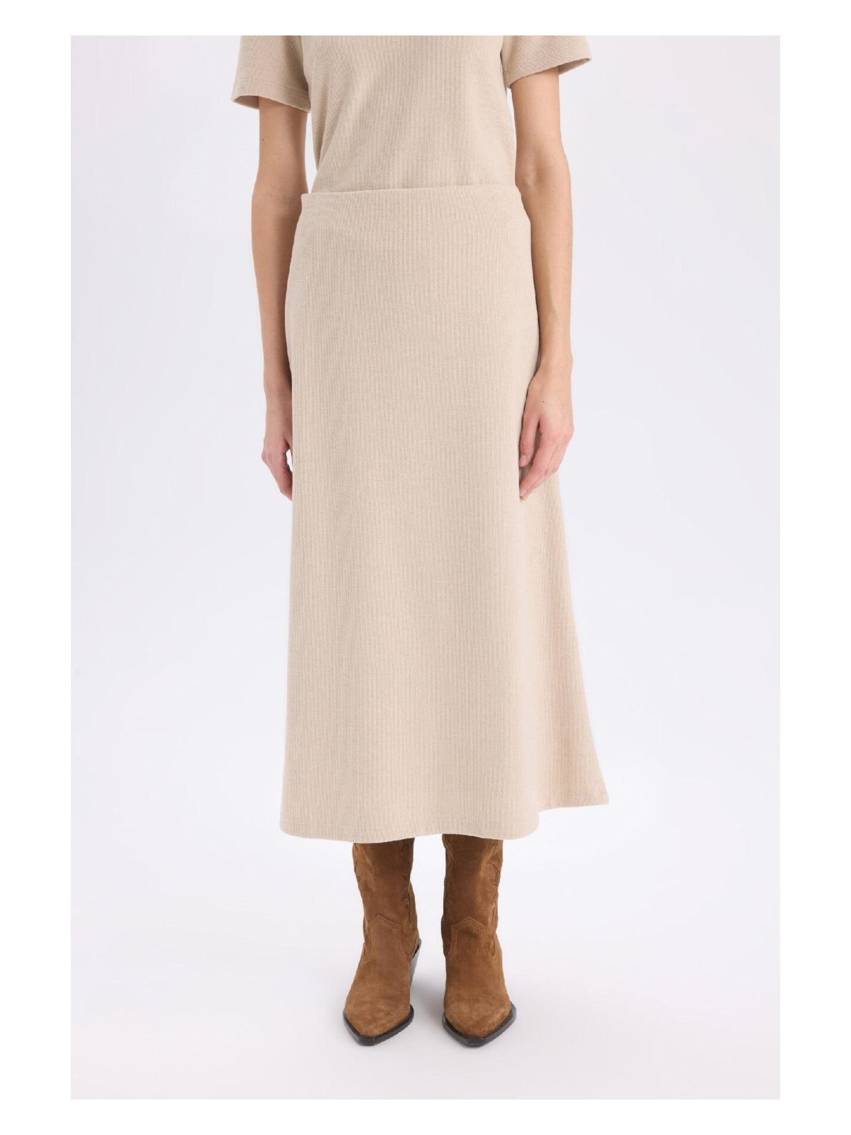 DeFacto A Kesim Beli Lastikli Basic Düz Normal Bel Maxi Etek D5407AX24AU