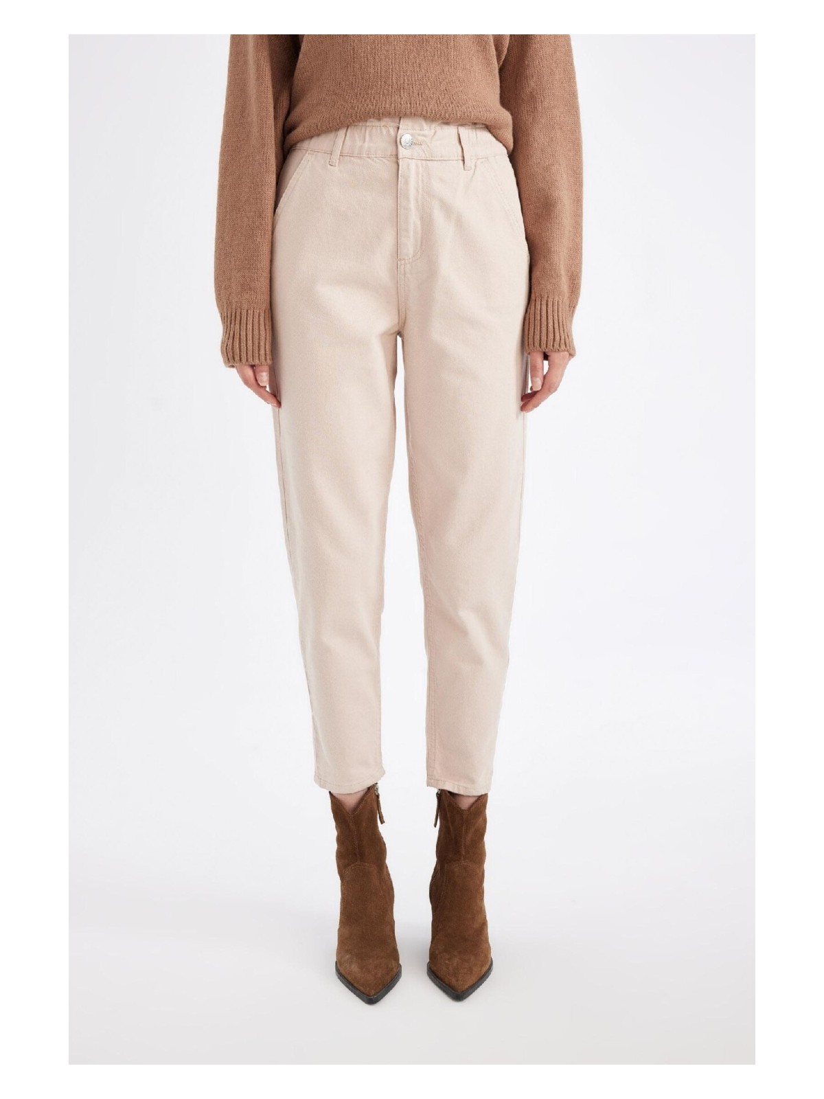 DeFacto Paperbag Gabardin Kumaş Pantolon Yüksek Bel Cepli Basic Düz Standart Paça S2790AZ24WN - Görsel 4