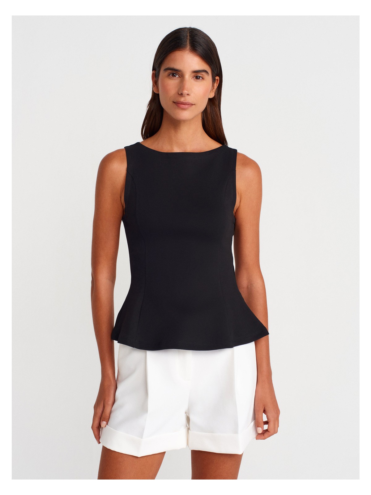 Dilvin 21001 Kayık Yaka Peplum Top Beyaz Kadın Kolsuz Günlük Üst %80 Pamuk %15 Polyester %5 Elastan - Görsel 6