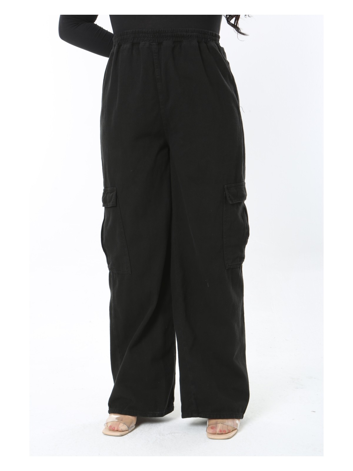 Şans Kadın Büyük Beden Siyah Beli Lastikli Yüksek Bel Geniş Paça Kargo Cepli Kot Pantolon 65N38887