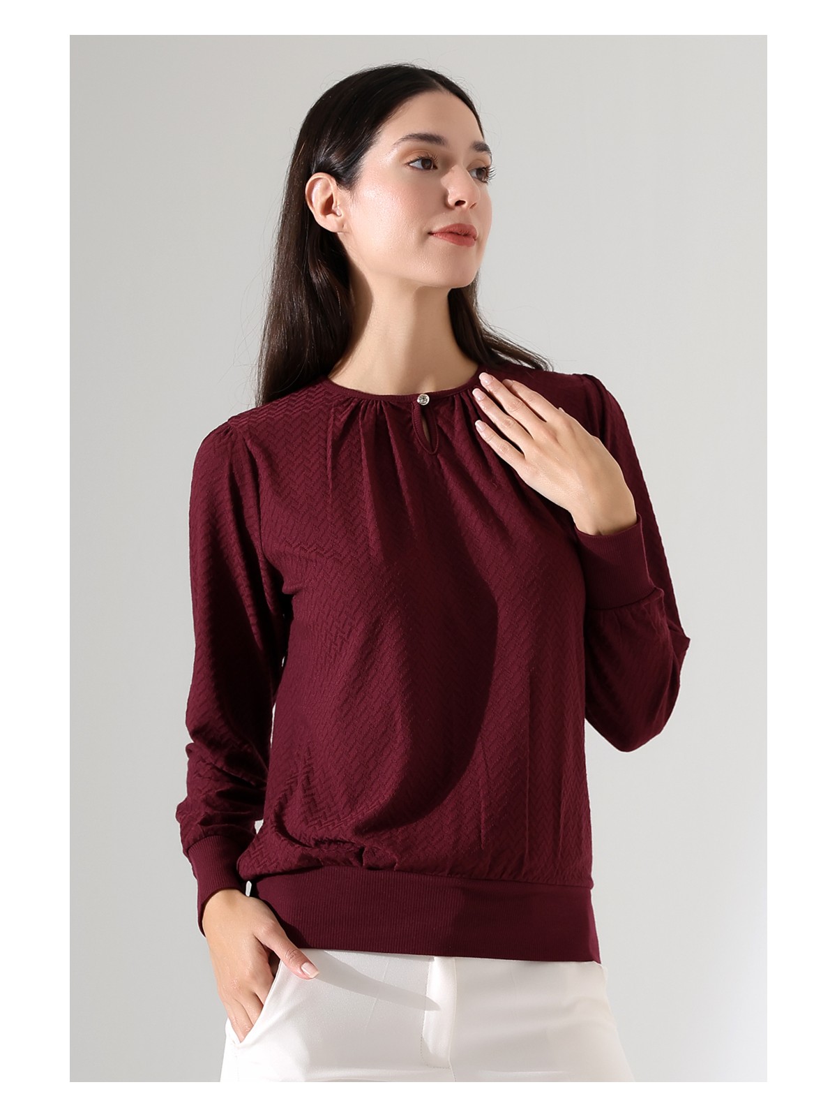 Şiir Harare Kadın Siyah Büzgülü Damla Yaka Düğmeli Örme Jakar Esnek Penye Uzun Kol Bluz & Tesettür Bluz - Görsel 3