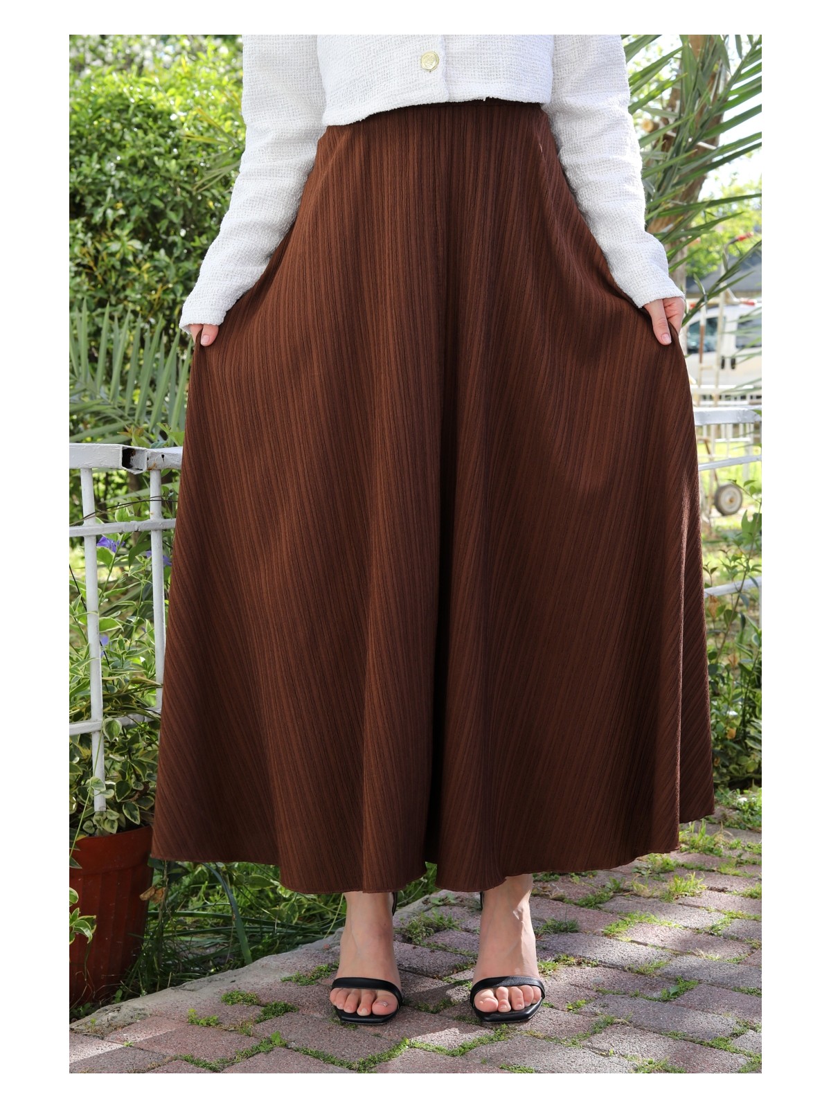 Vellichor Beli Lastikli Süper Kloş Etek - Görsel 4