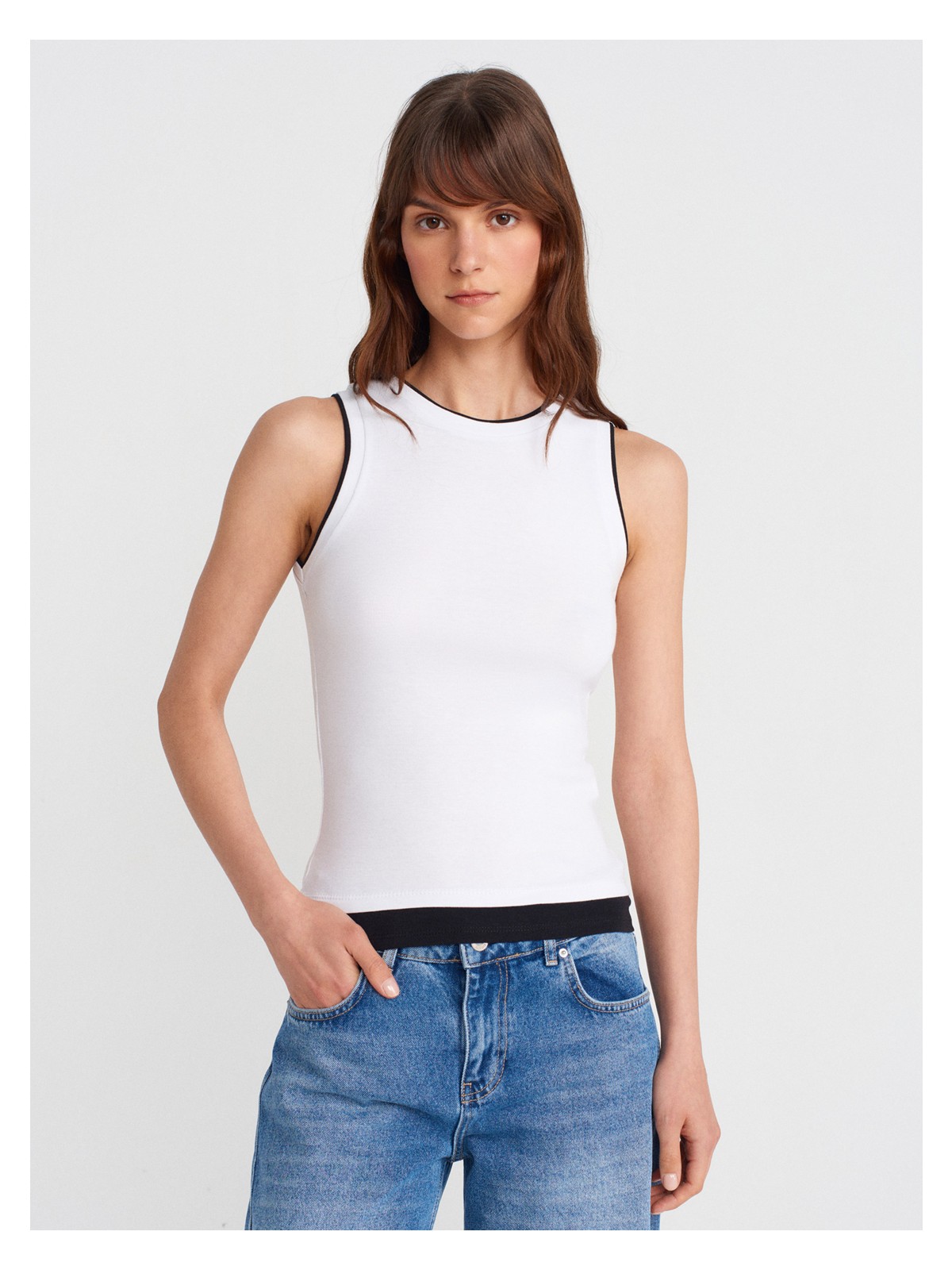 Dilvin 21086 Çift Görünümlü Kolsuz Top-Koyu Kahve - Görsel 4