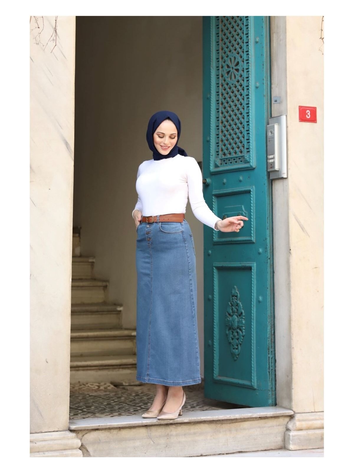 Vellichor Doğal Kumaşlı Kemerli Kot Etek- Siyah - Görsel 3