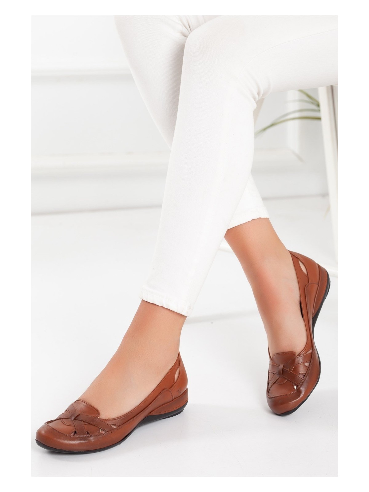 Dilimler Ayakkabı Kafes Model Siyah Büyük Numara Kadın Ayakkabısı Günlük - Görsel 6