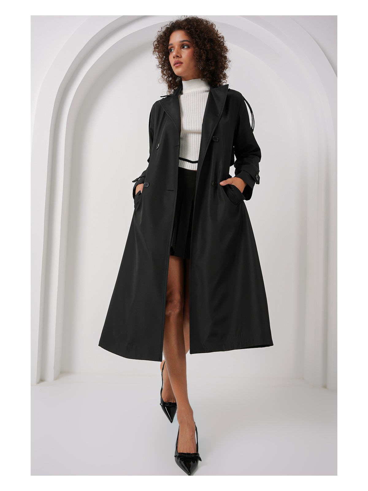 Bigdart 5941 Kruvaze Yaka Uzun Trençkot Kadın Siyah Polyester Malzeme ile Şık Tasarım