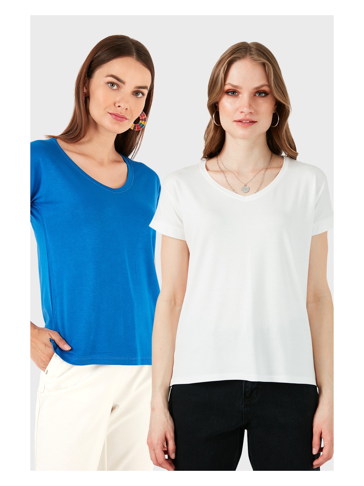 Lela V Yaka Relaxed Fit Yırtmaç Detaylı 2'li Paket Bluz Bayan Bluz 5862000S2