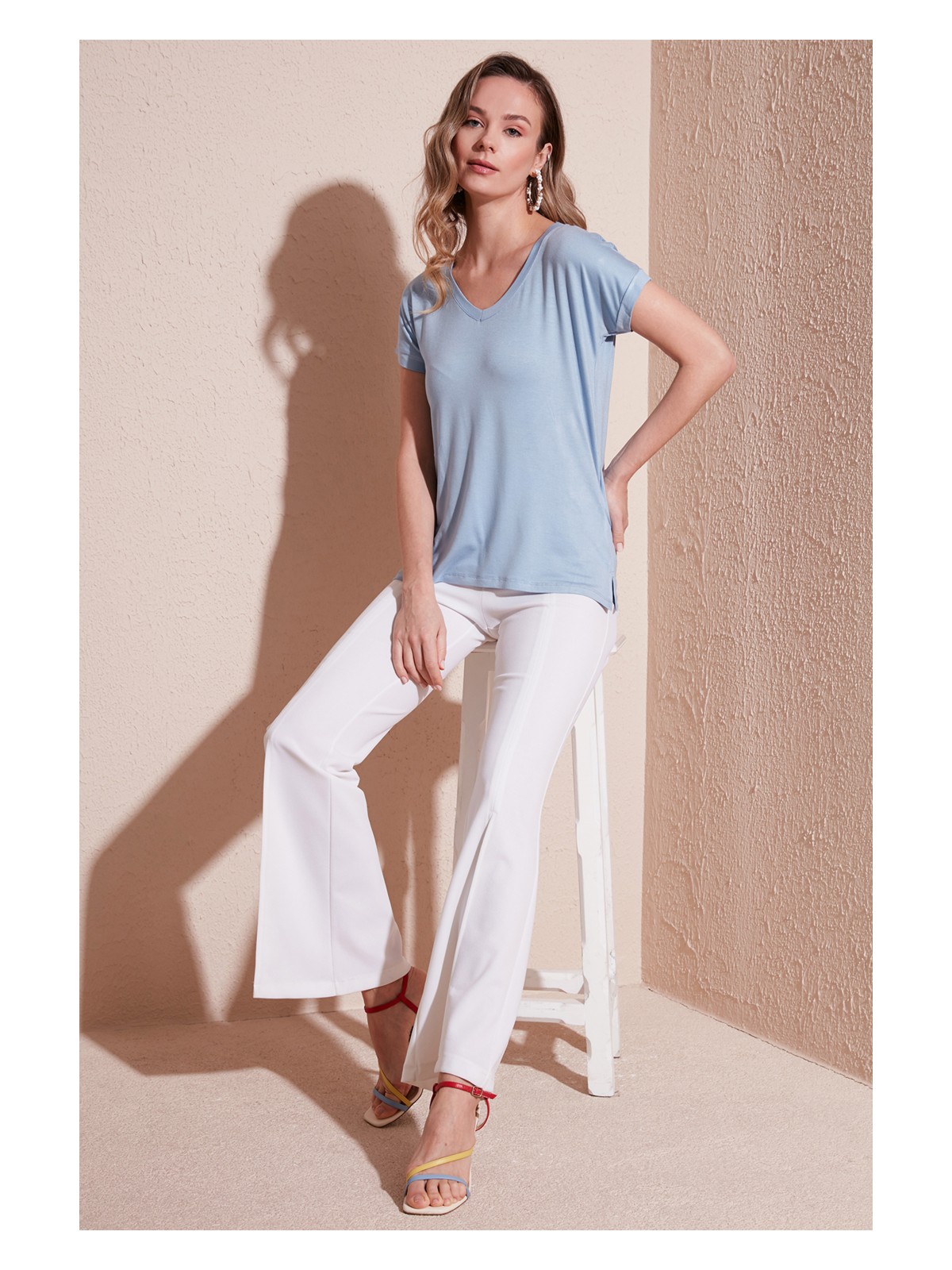 Lela V Yaka Relaxed Fit Yırtmaç Detaylı 2'li Paket Bluz Bayan Bluz 5862000S2 - Görsel 5