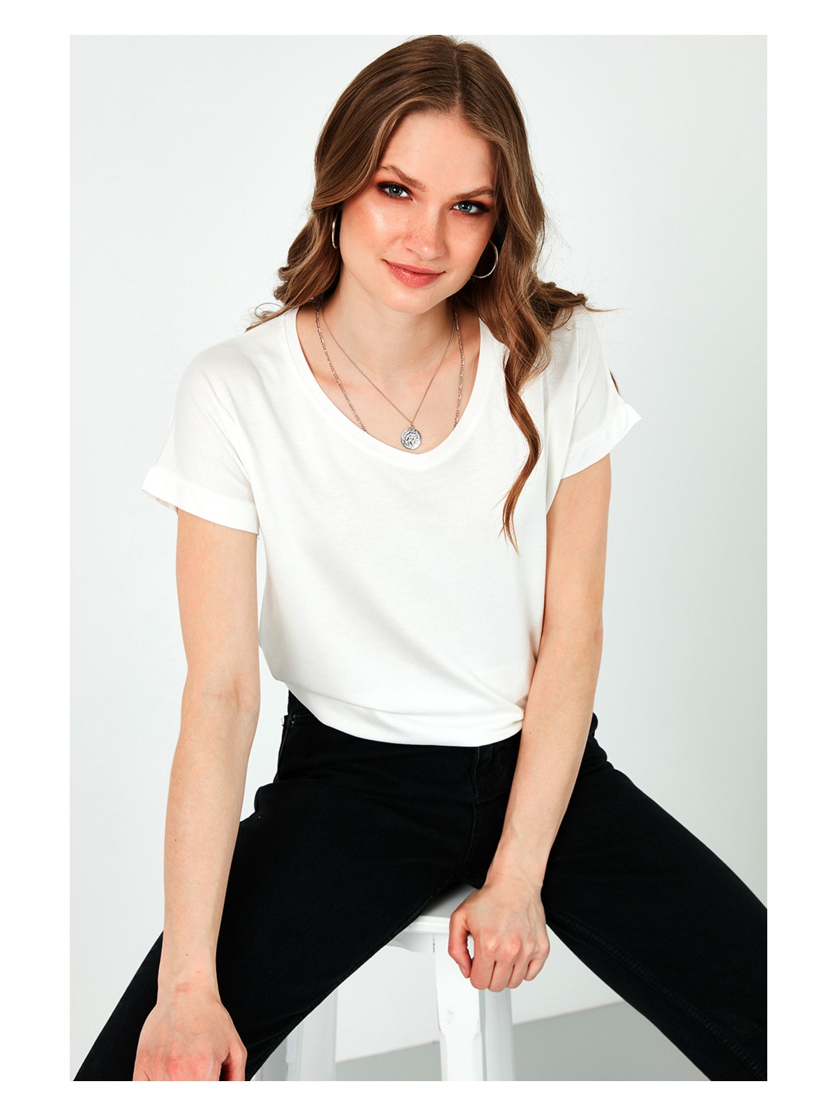 Lela V Yaka Relaxed Fit Yırtmaç Detaylı 2'li Paket Bluz Bayan Bluz 5862000S2 - Görsel 2
