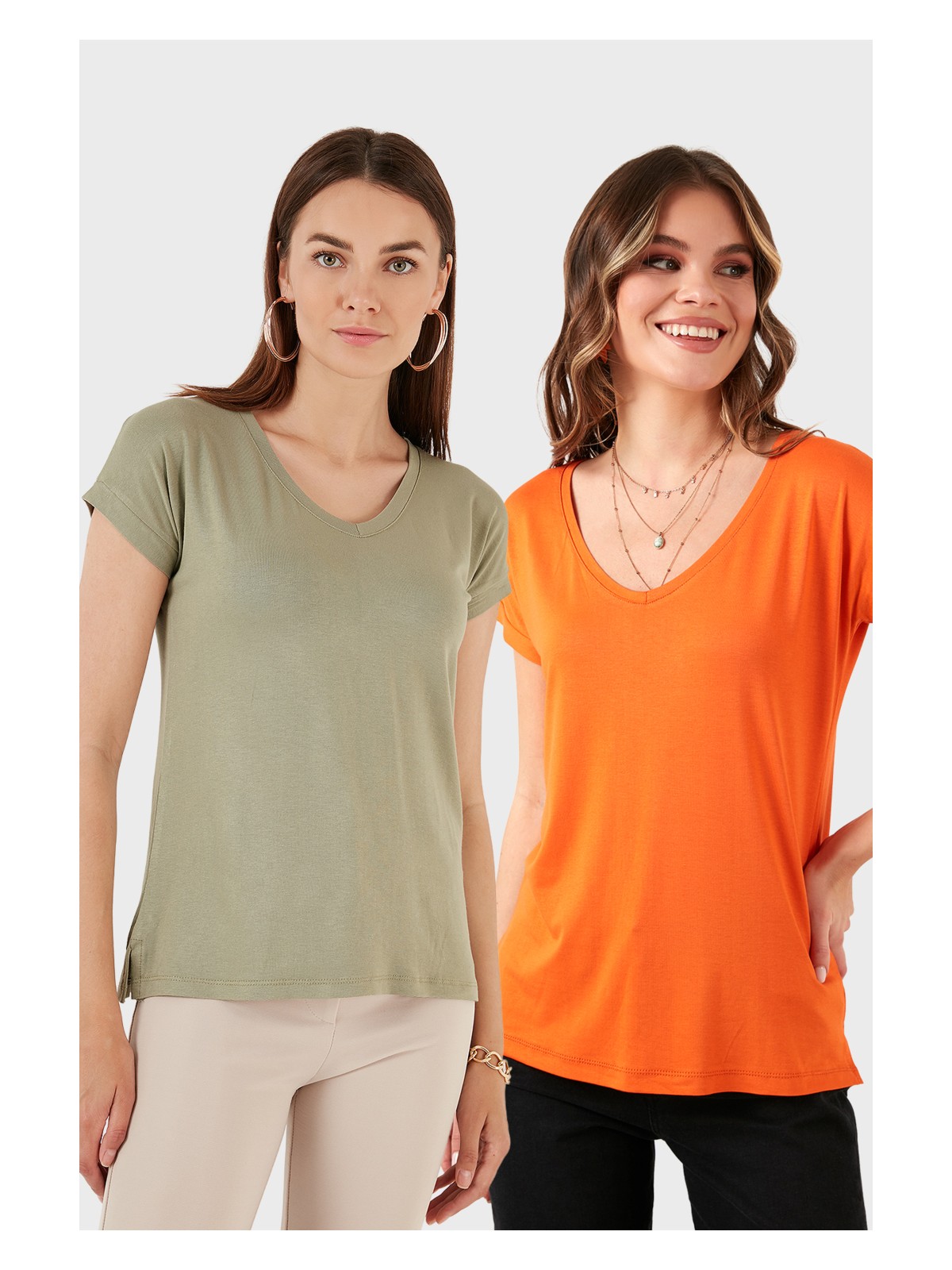 Lela V Yaka Relaxed Fit Yırtmaç Detaylı 2'li Paket Bluz Bayan Bluz 5862000S2