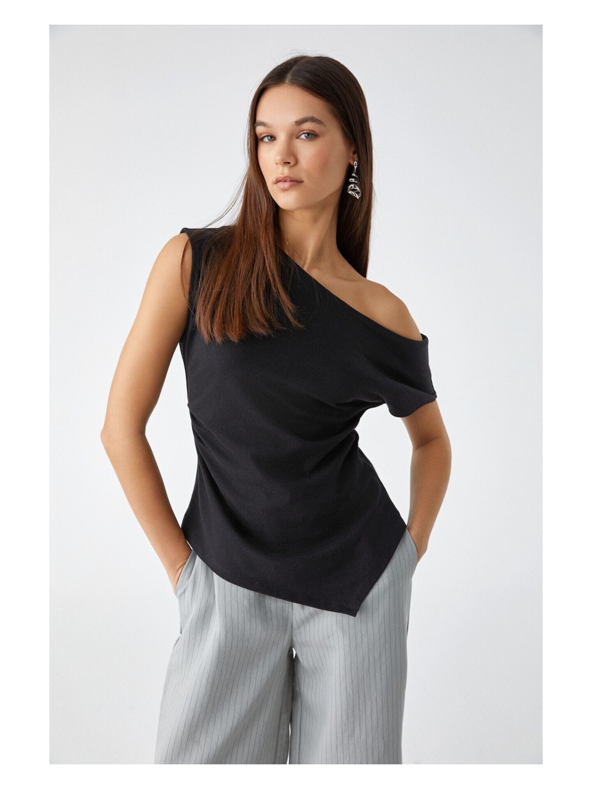 Grimelange REHINGA Kadın Asimetrik Yaka Regular Kısa Kol Bordo Bluz - Görsel 4