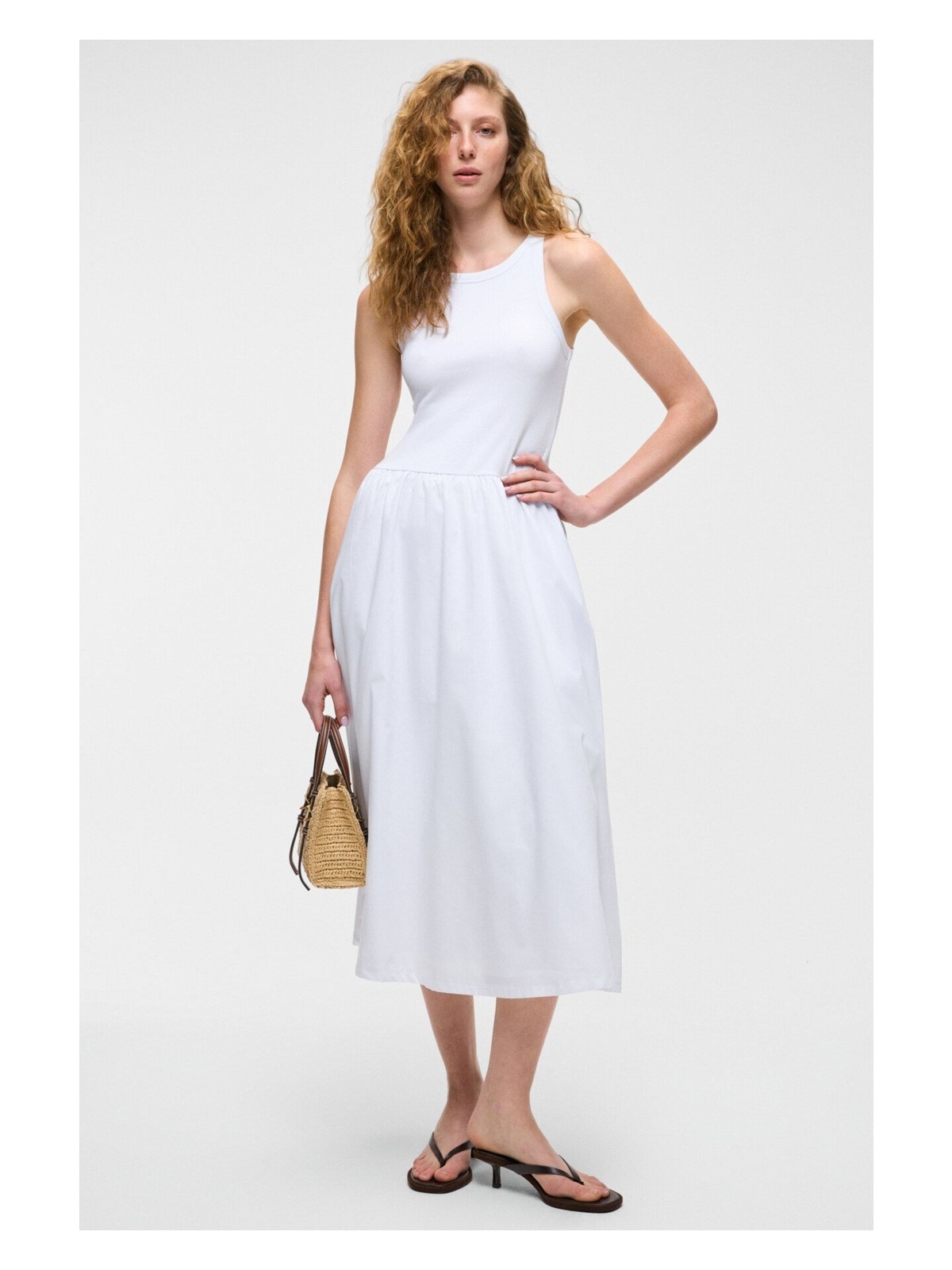 Grimelange Catala Kadın Poplin Dokuma Vücudu Saran Oyuk Yaka Sıfır Kol Beyaz Elbise