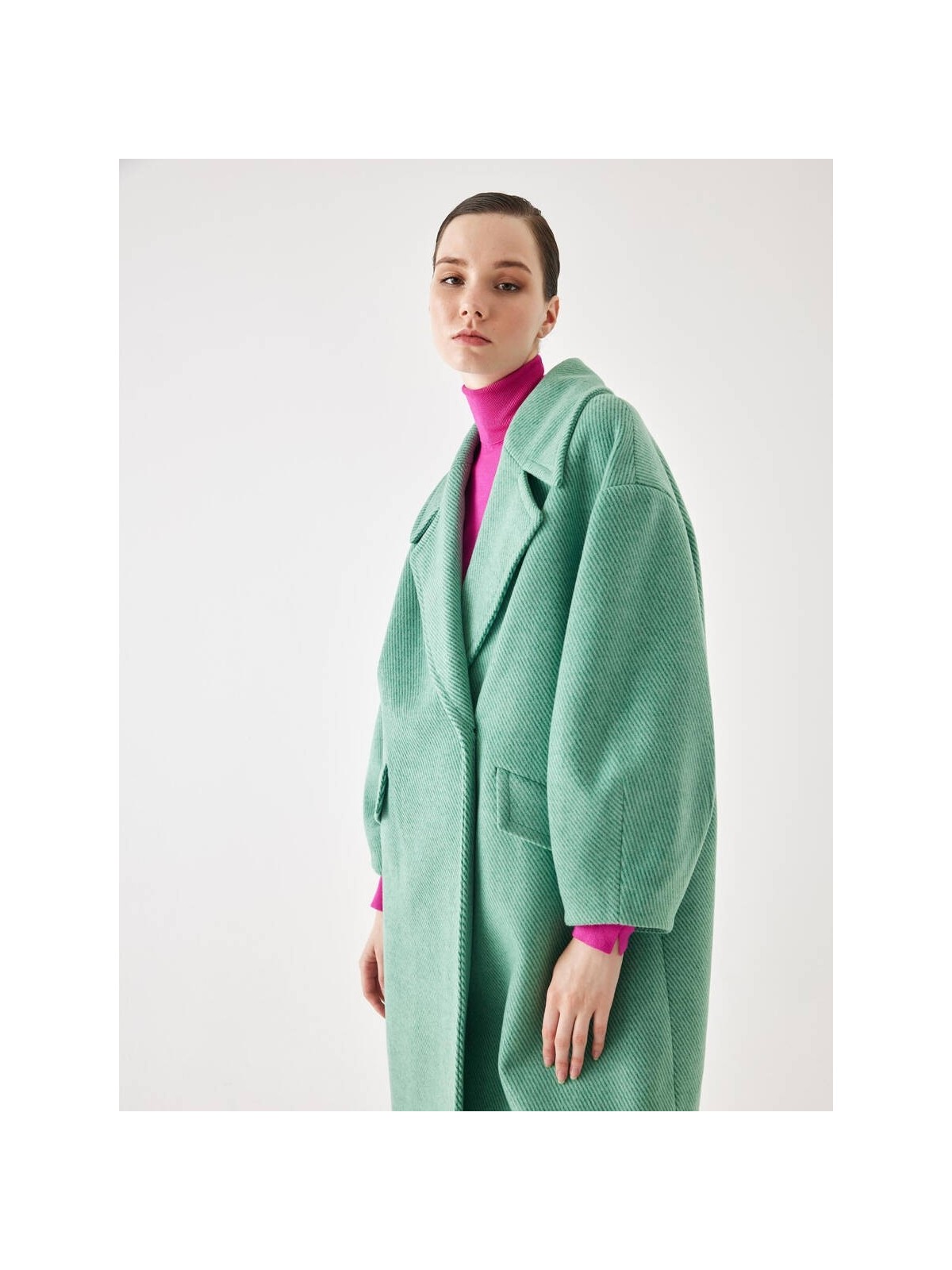 Juste Kol Detaylı Yeşil Çizgili Oversize Kaşe Kaban - Görsel 4