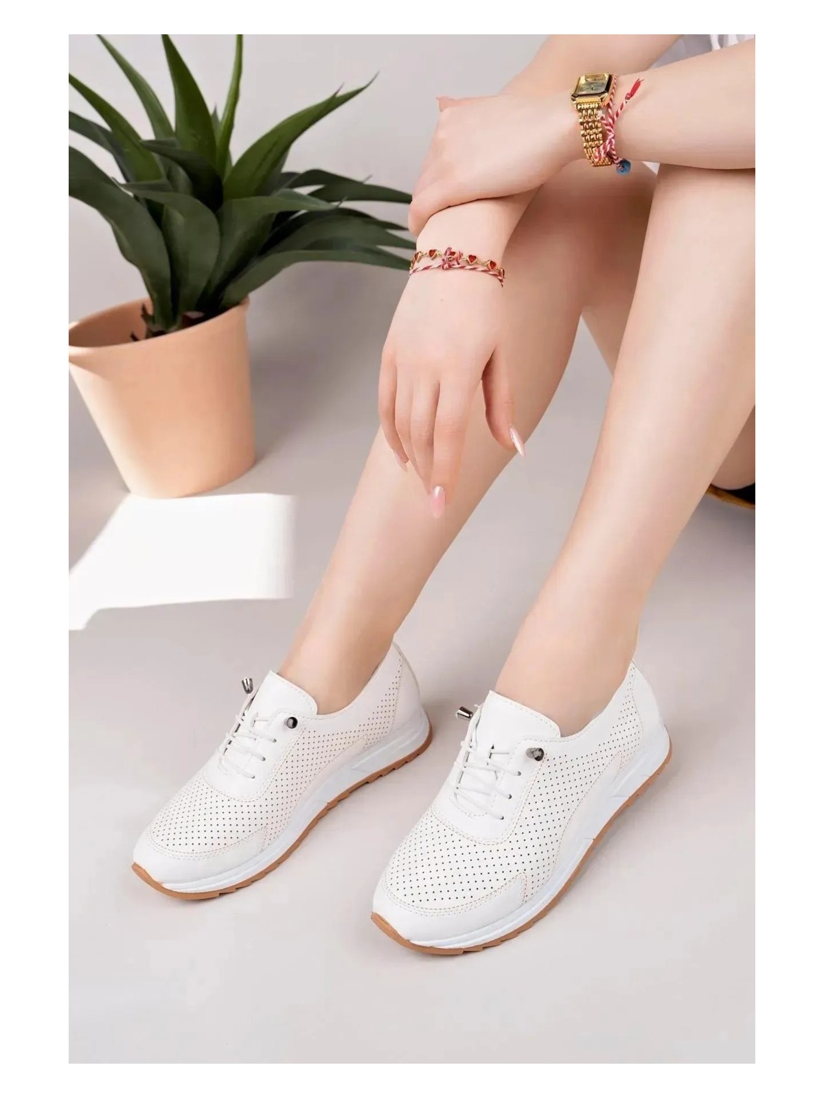 Decisivo Life Beyaz Lastik Bağcıklı Ortopedik Anne Spor Ayakkabı