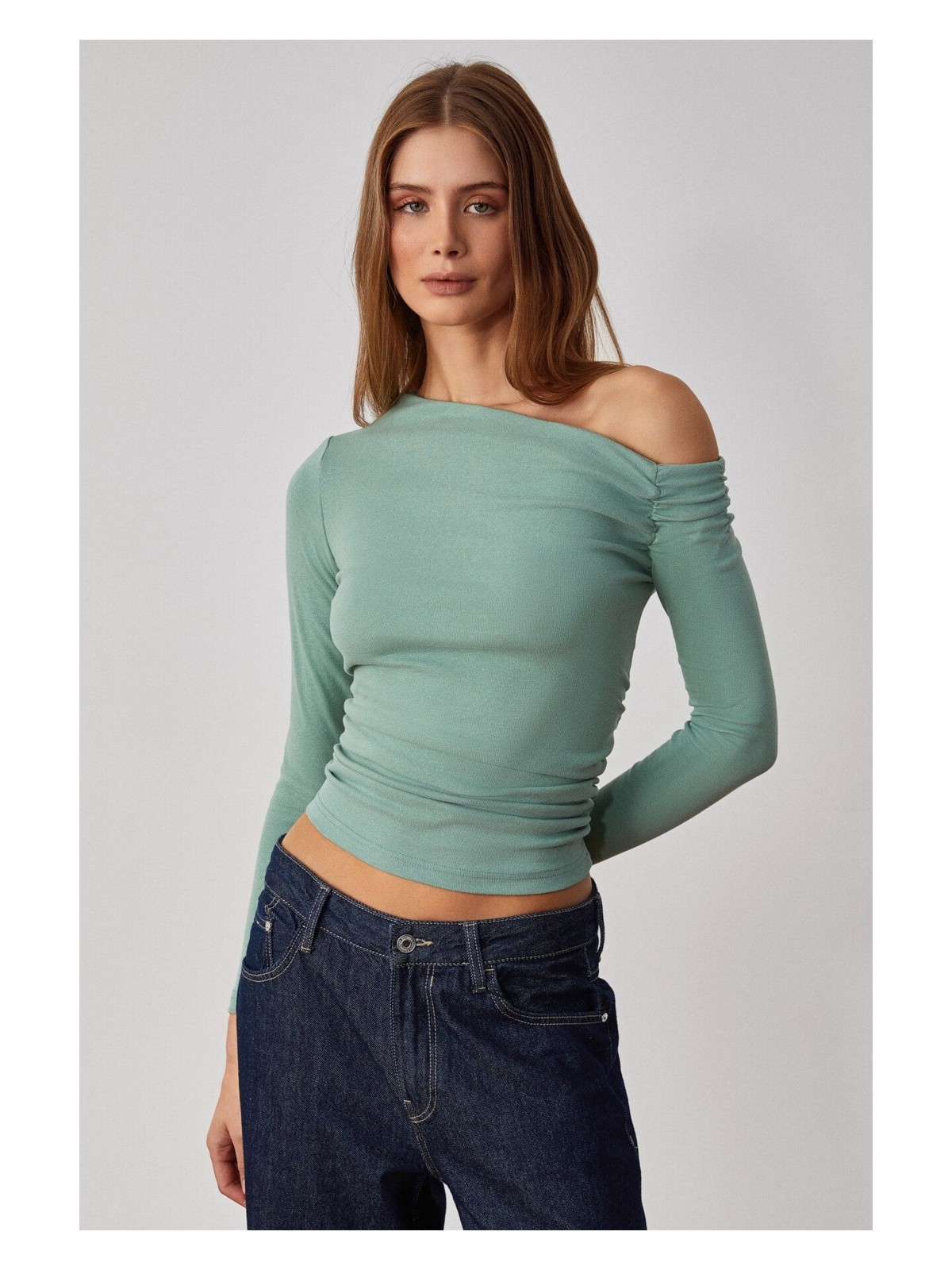 Grimelange Sissi Kadın Asimetrik Yaka Slim Fit Uzun Kollu Ekru Bluz - Görsel 4