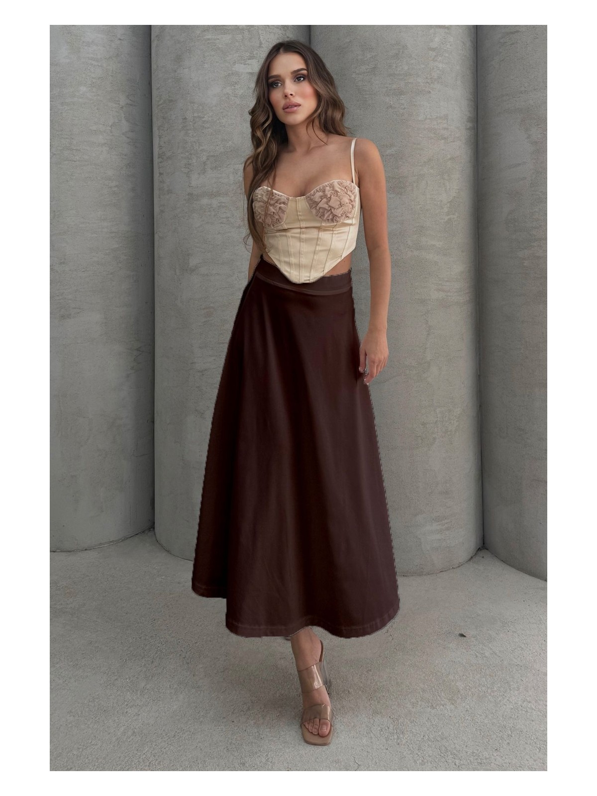 Lesa Wear Beyaz Puf Scuba Kloş Lastikli Uzun Etek S Kadın İçin Modern Tasarım - Görsel 6