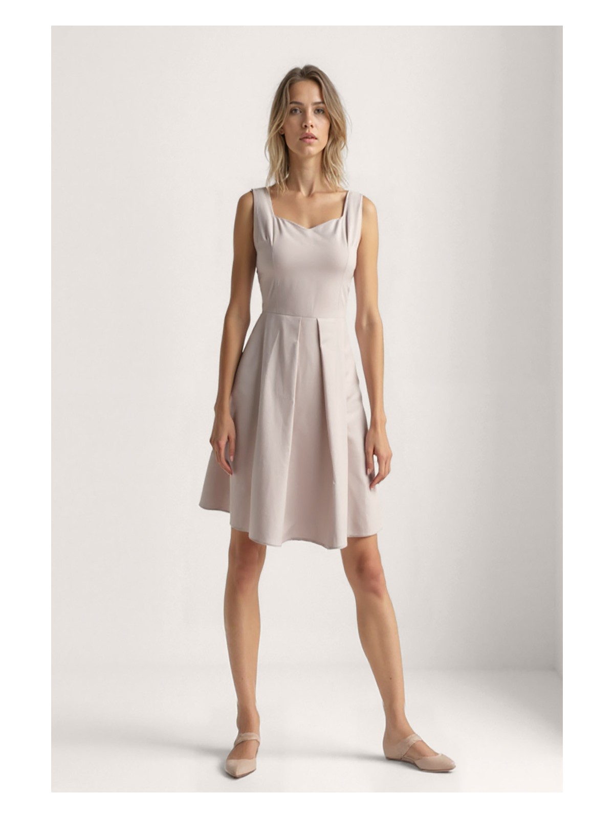 Vitrin Kalp Yaka Sıfır Kol Pileli Elbise - Görsel 3