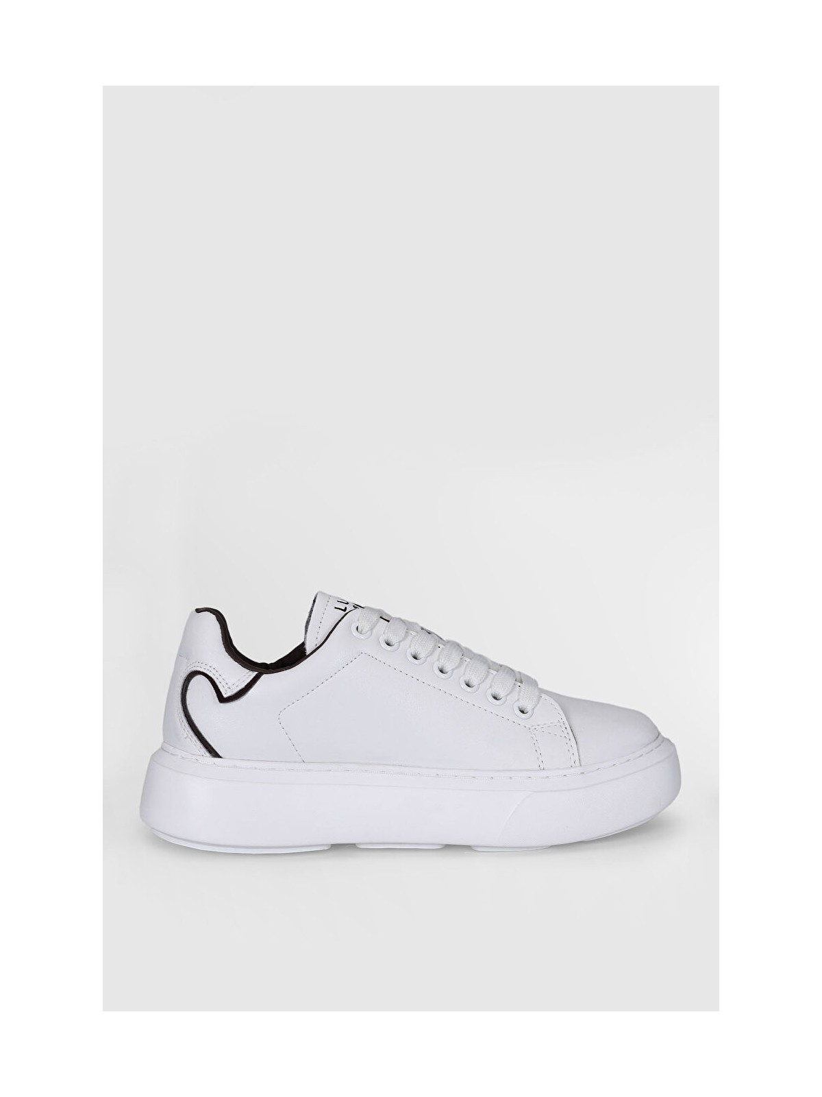 Lufian Kadın Beyaz Sneaker Ayakkabı Şık Stil ve Rahat Silüet ile Günlük Kullanım İçin