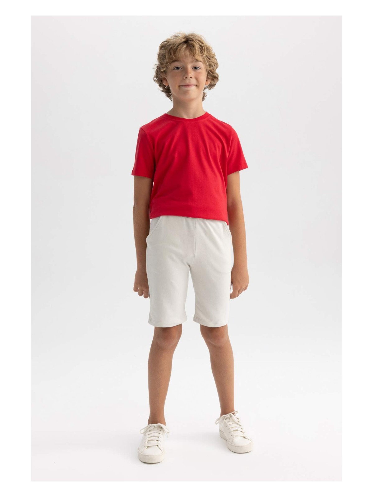 DeFacto Beli Lastikli Basic Düz Bermuda Şort Erkek Çocuk B0900A8NS - Görsel 7