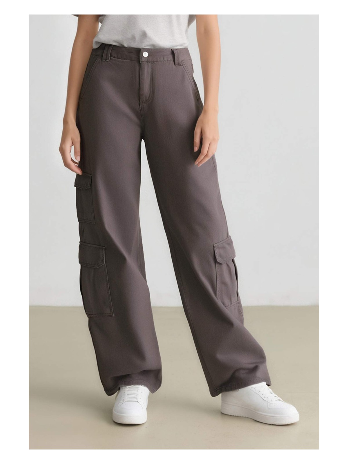 DeFacto Straight Fit Gabardin Pantolon Kargo Cepli Normal Bel Düz Paça D3762AX24AU - Görsel 4