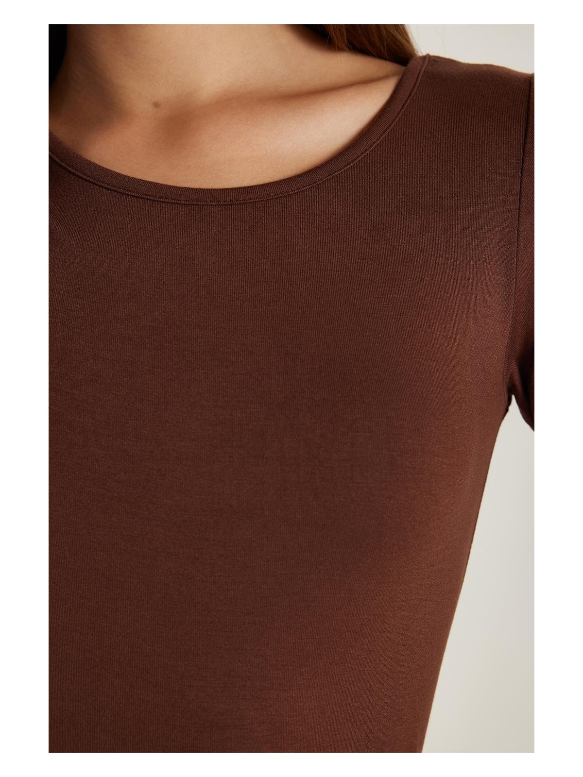 Tudors Kadın Slim Fit Dar Kesim Uzun Kollu Viskon Kahverengi Bluz - Görsel 3